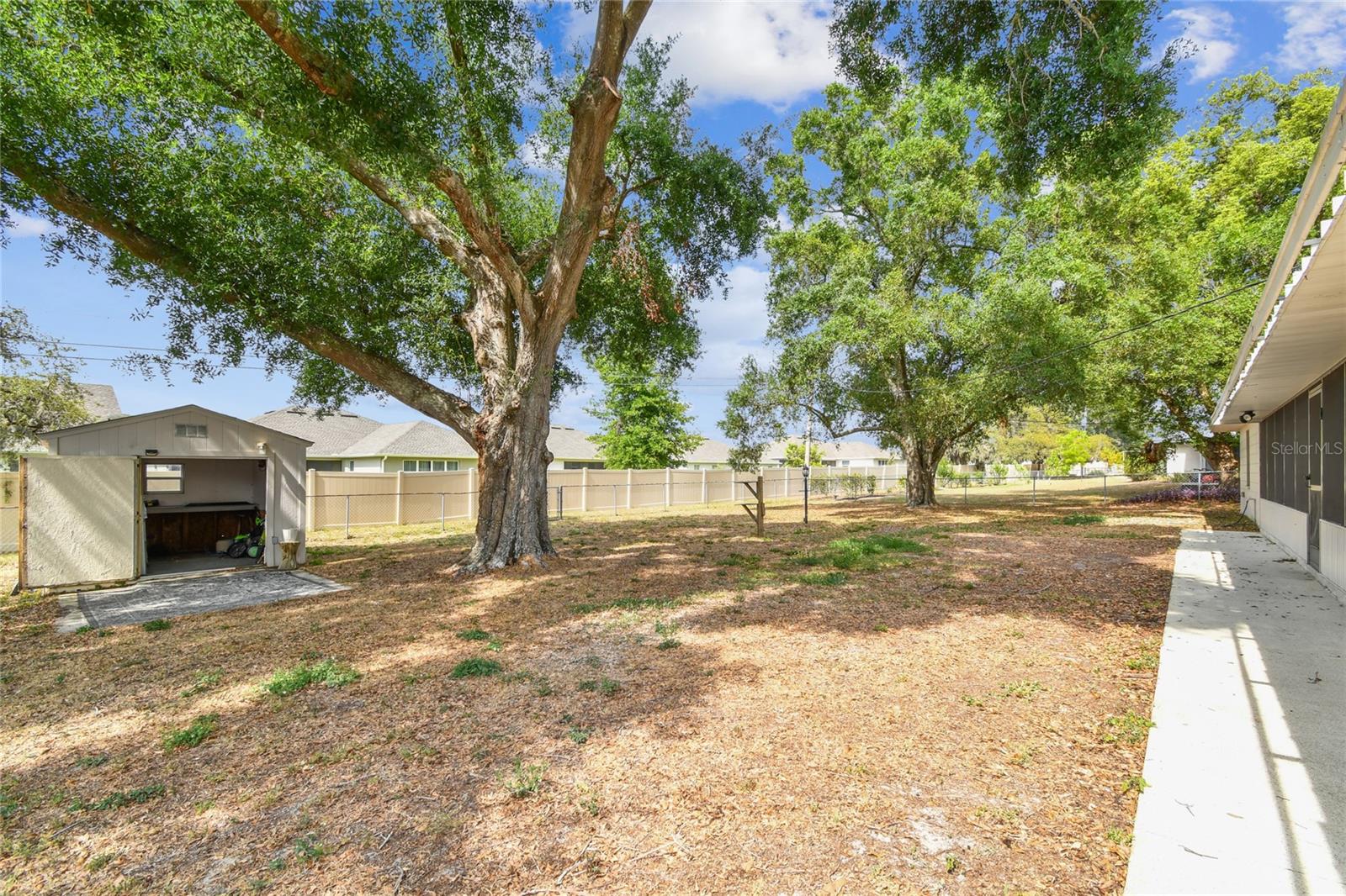 Image 59 of 81 For 1102 Shadowbrook Drive N