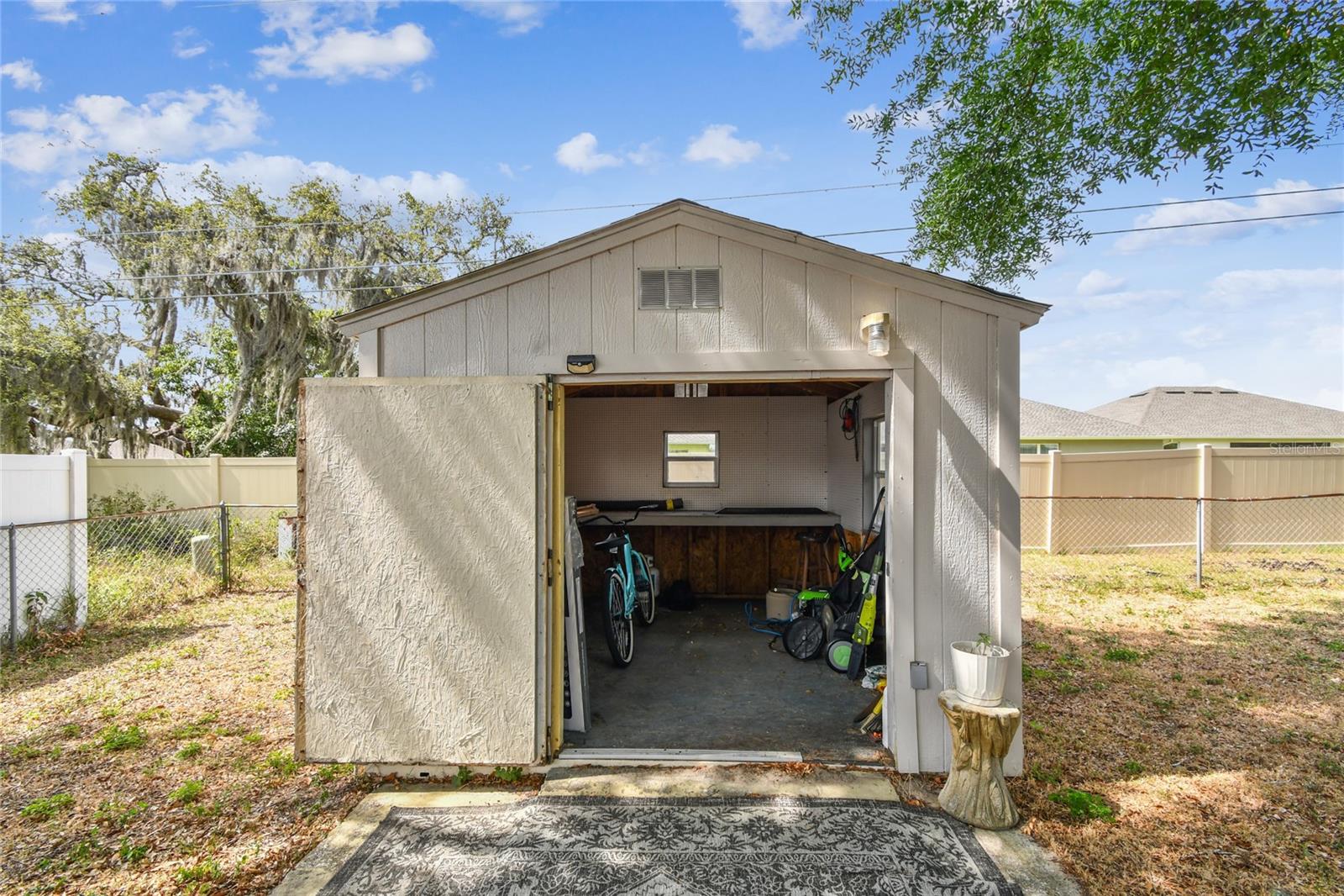 Image 60 of 81 For 1102 Shadowbrook Drive N
