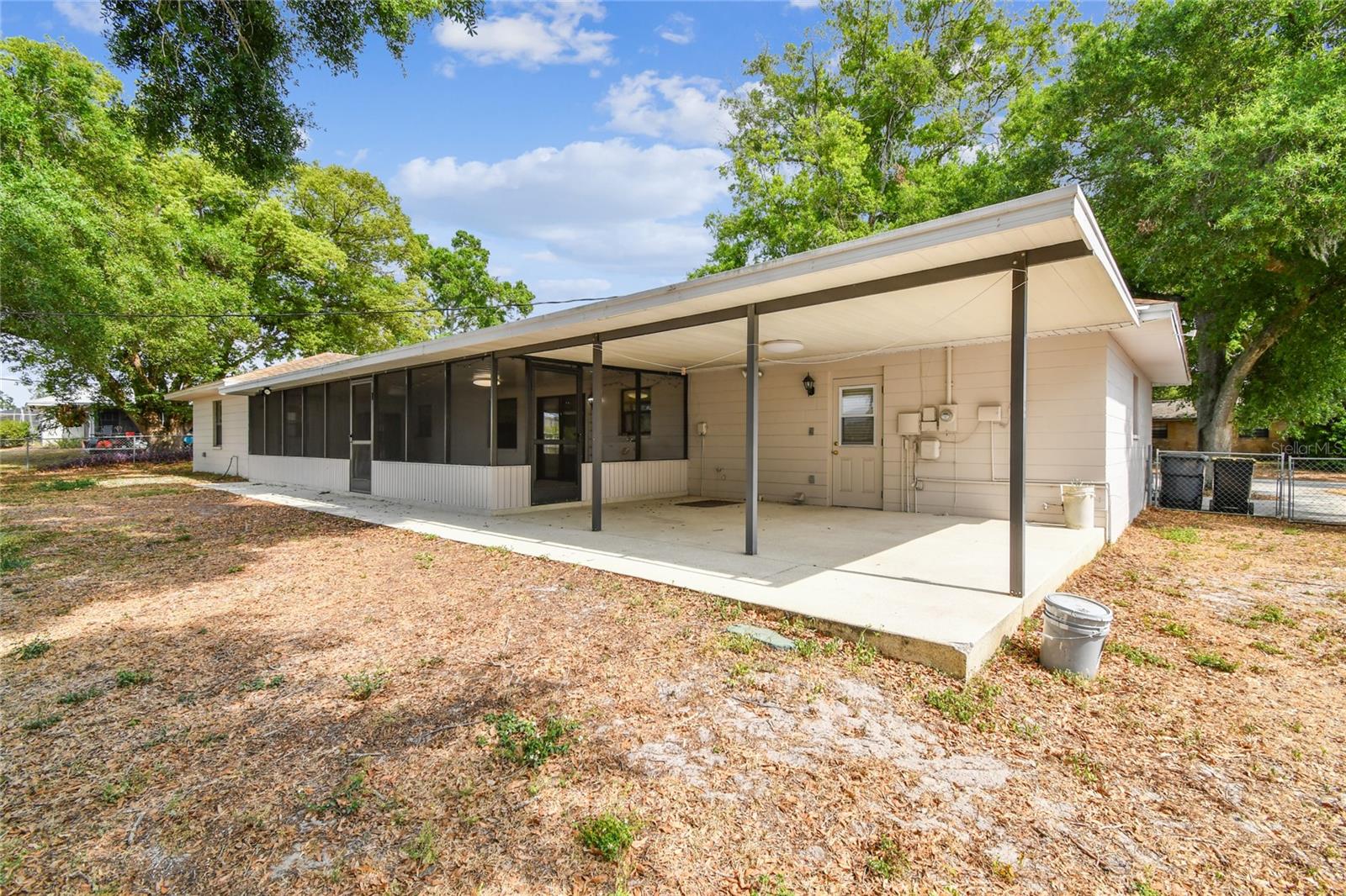 Image 62 of 81 For 1102 Shadowbrook Drive N