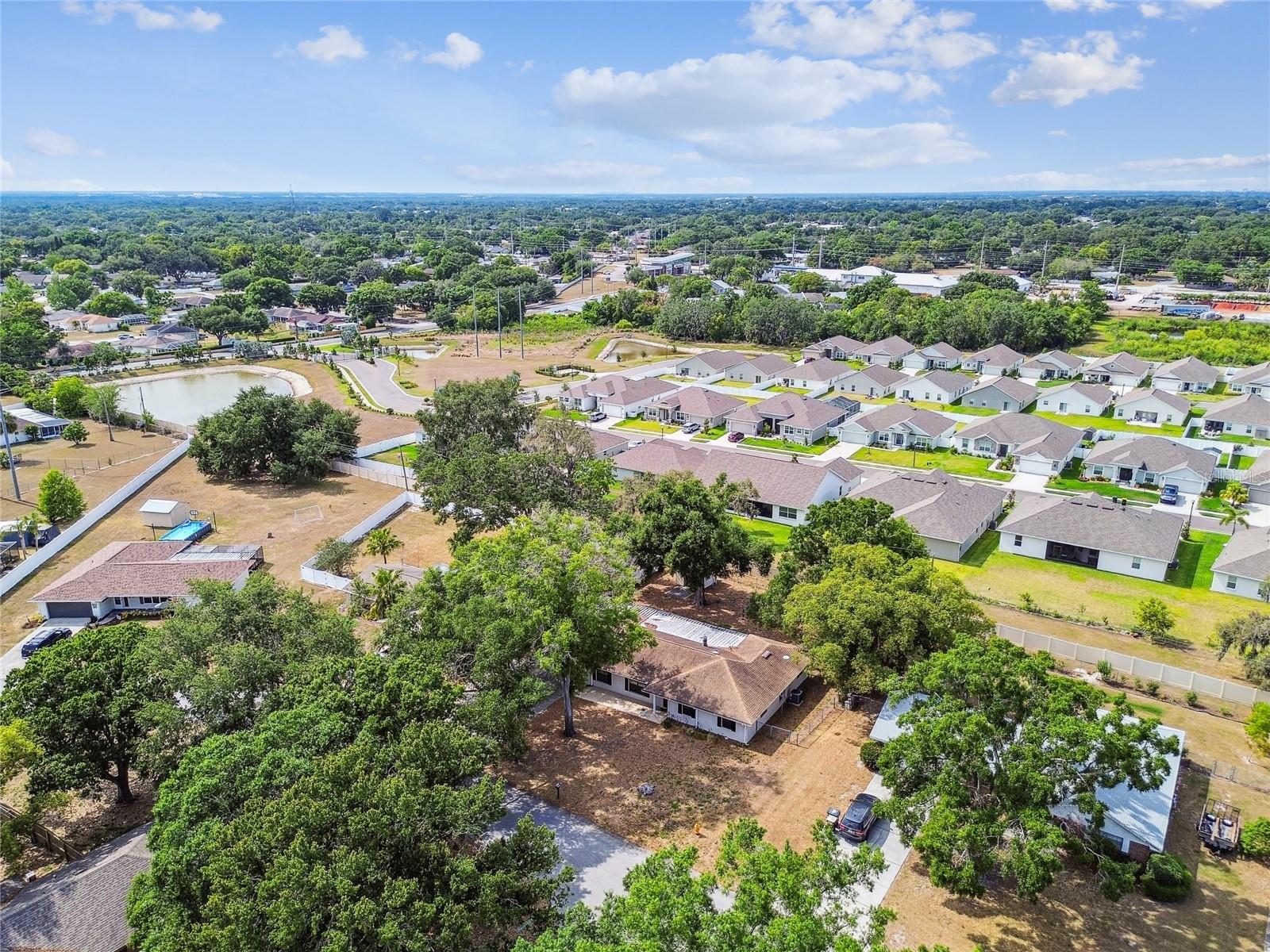 Image 75 of 81 For 1102 Shadowbrook Drive N