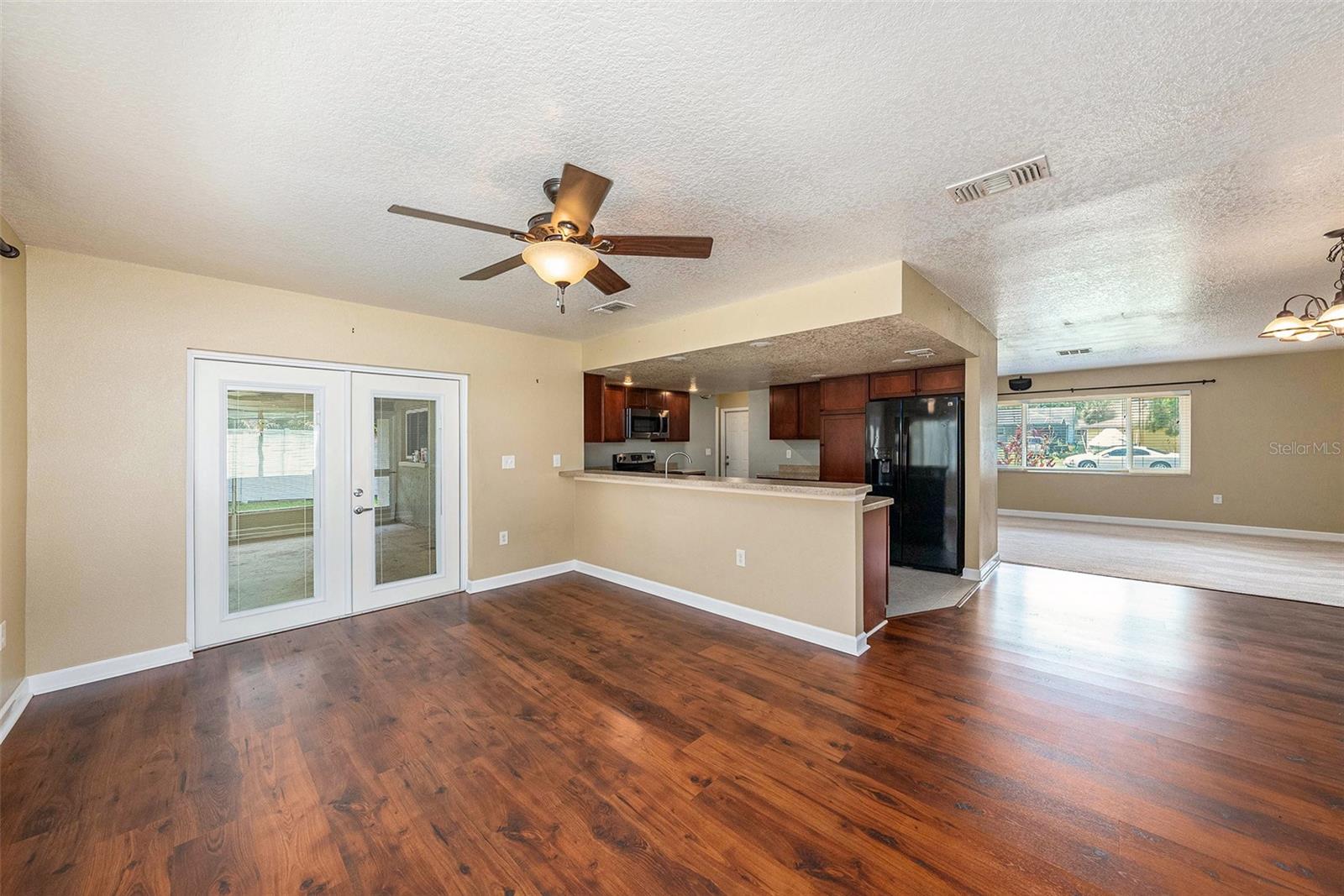 Image 10 of 31 For 5905 Berkford Drive