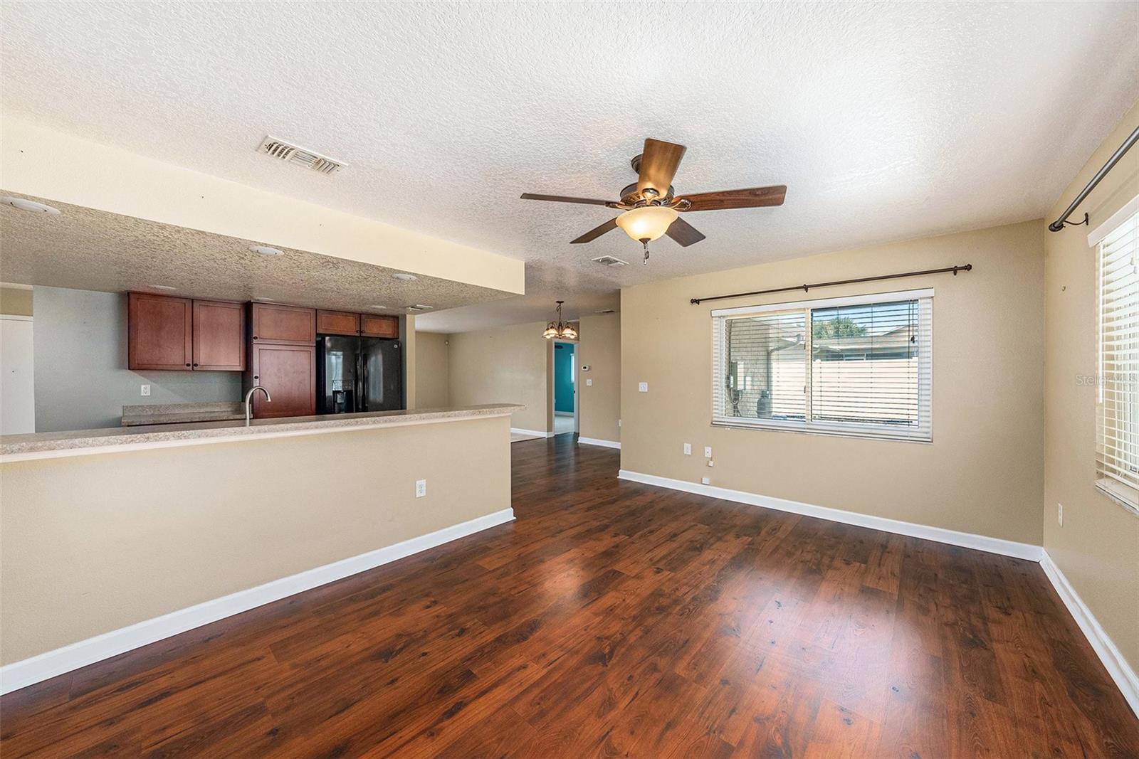 Image 11 of 31 For 5905 Berkford Drive