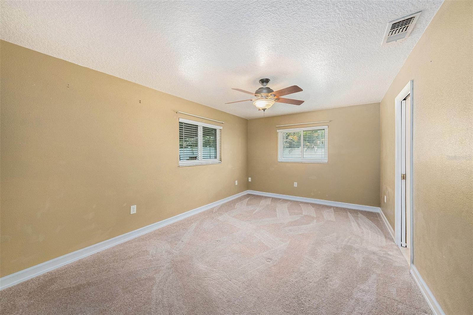 Image 16 of 31 For 5905 Berkford Drive