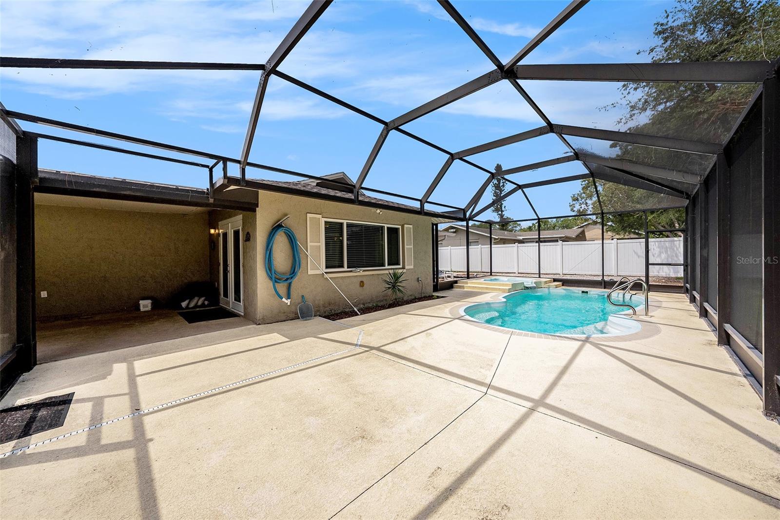 Image 23 of 31 For 5905 Berkford Drive
