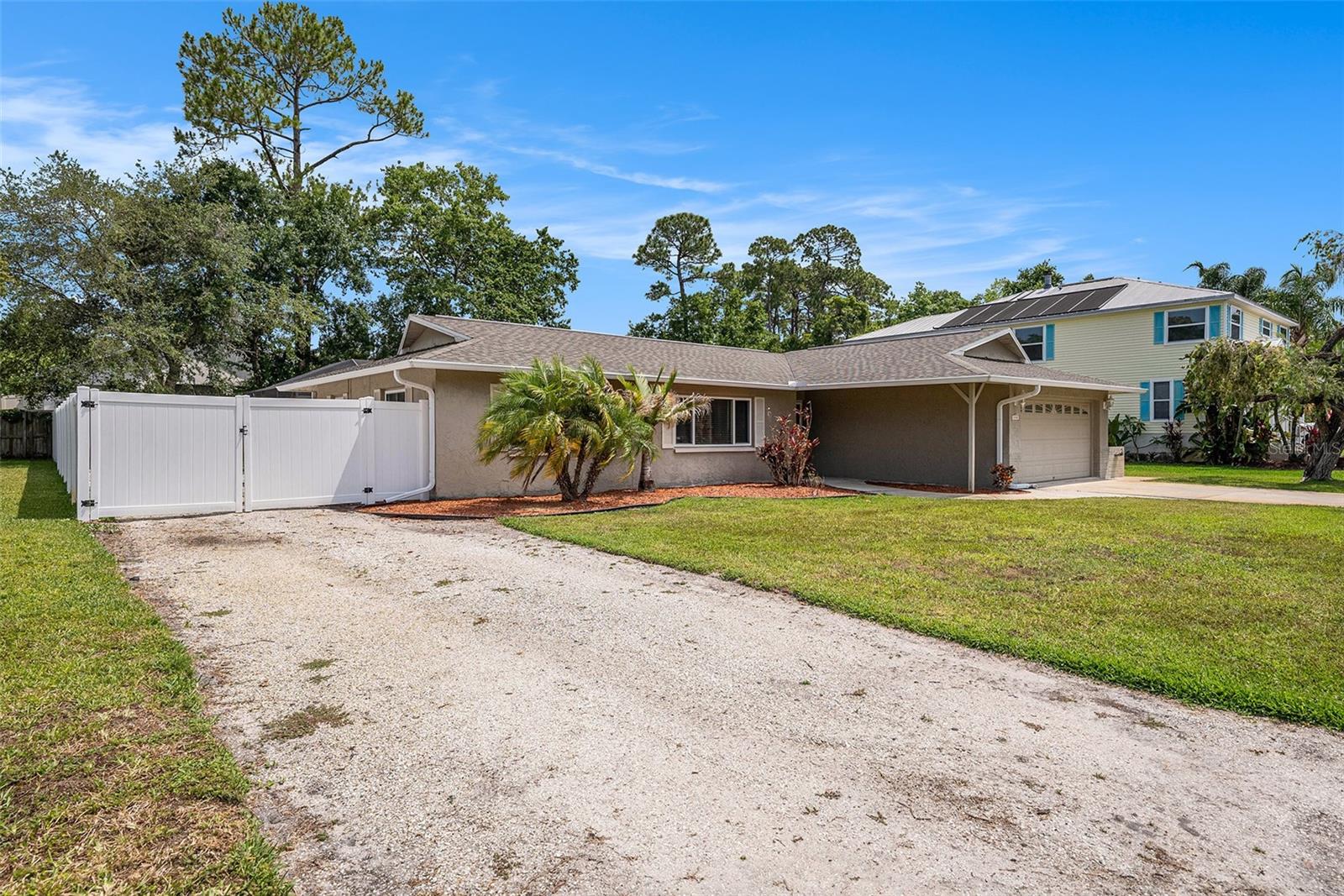 Image 3 of 31 For 5905 Berkford Drive