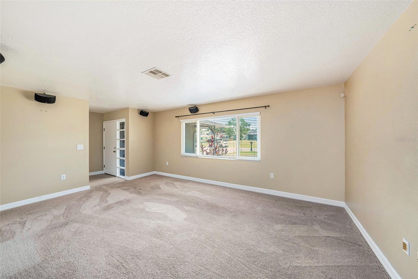 Image 6 of 31 For 5905 Berkford Drive