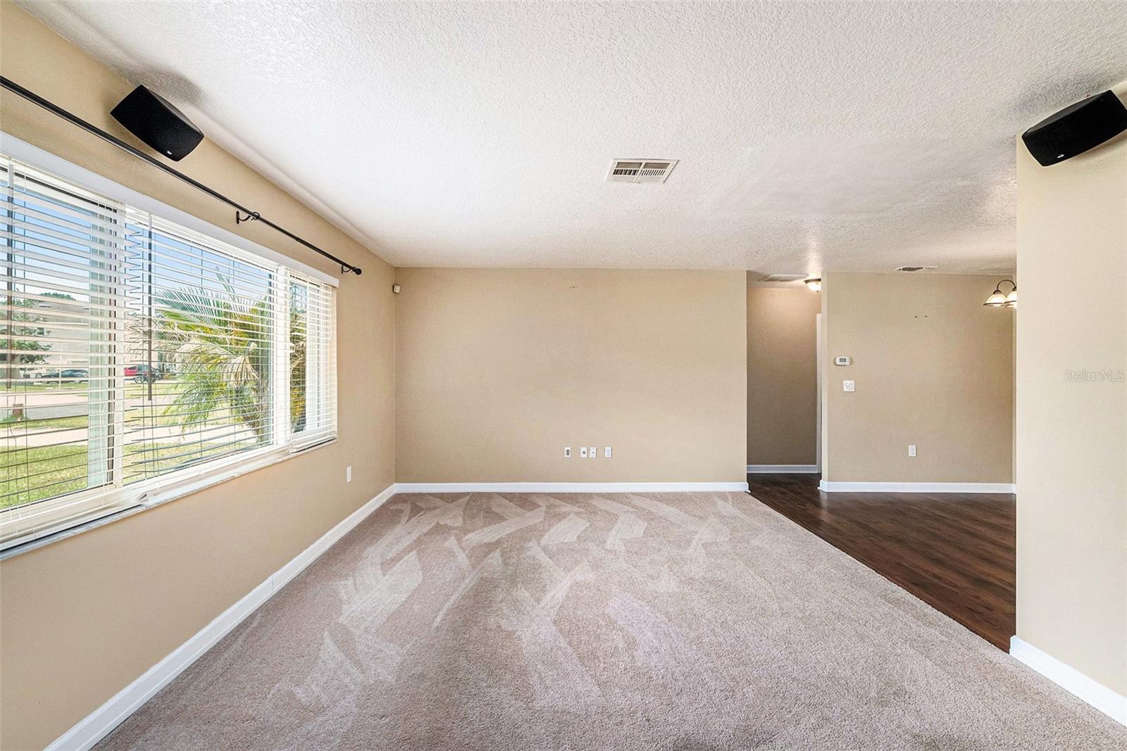 Image 7 of 31 For 5905 Berkford Drive