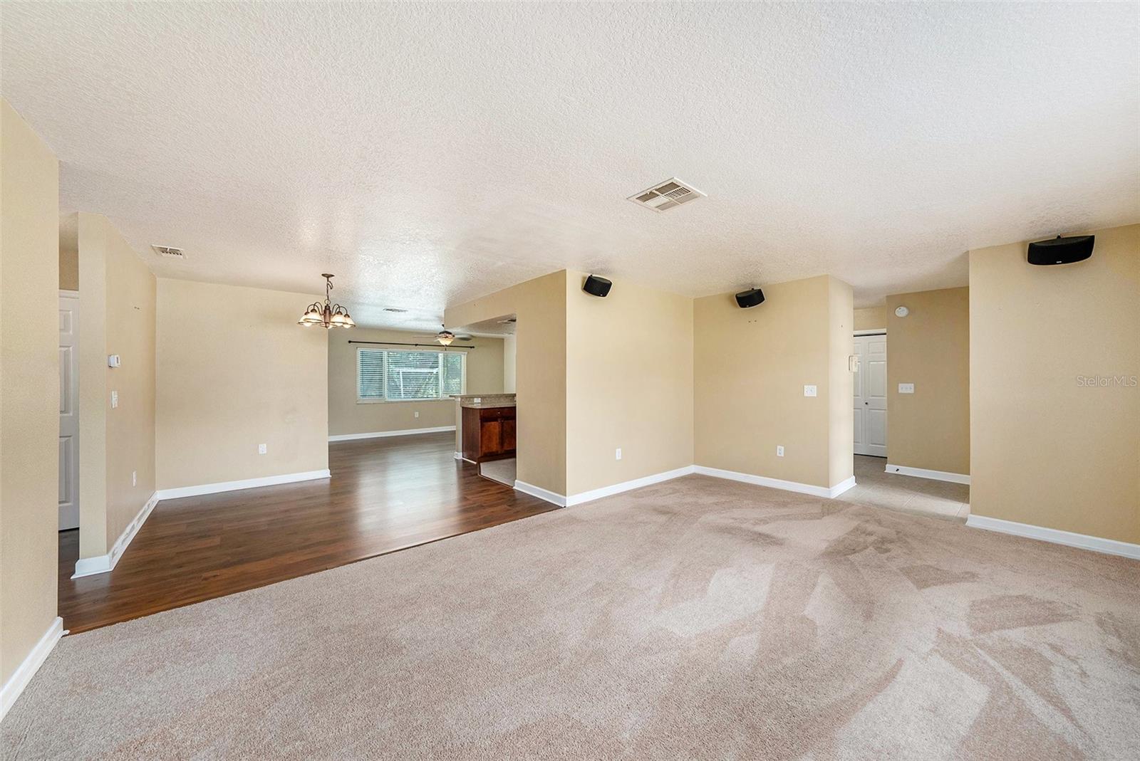 Image 8 of 31 For 5905 Berkford Drive