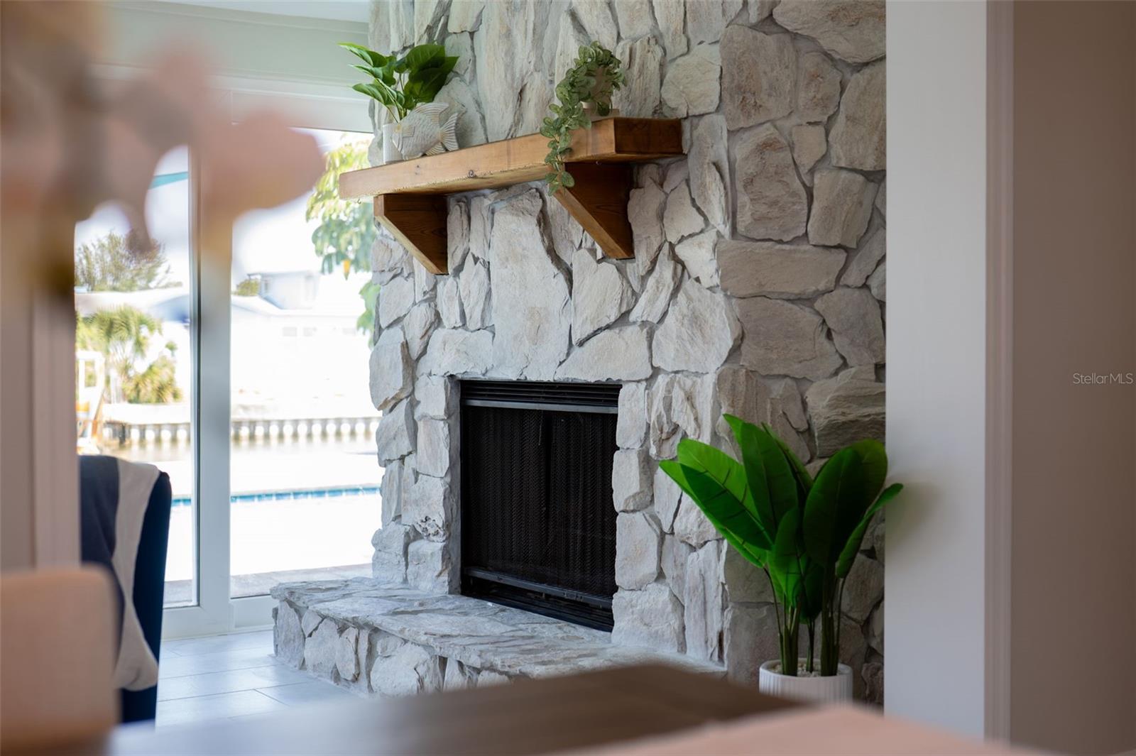 Image 31 of 41 For 3912 Doral Drive