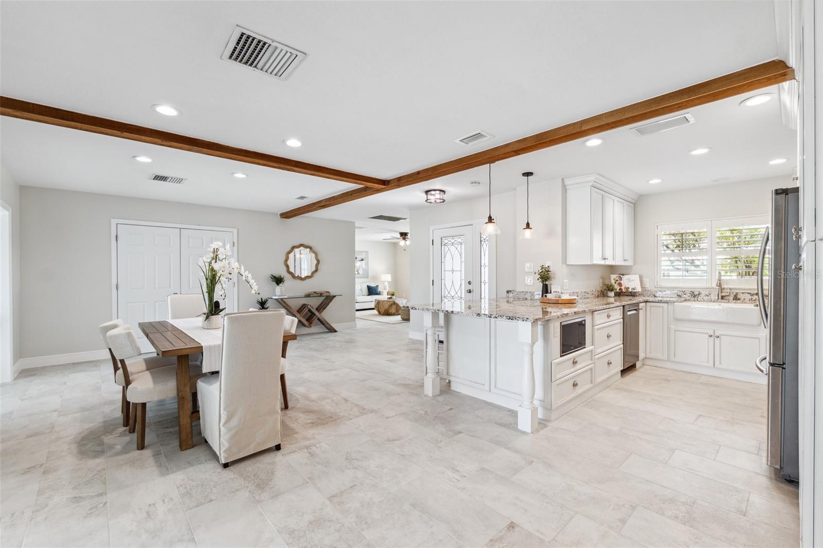 Image 35 of 41 For 3912 Doral Drive