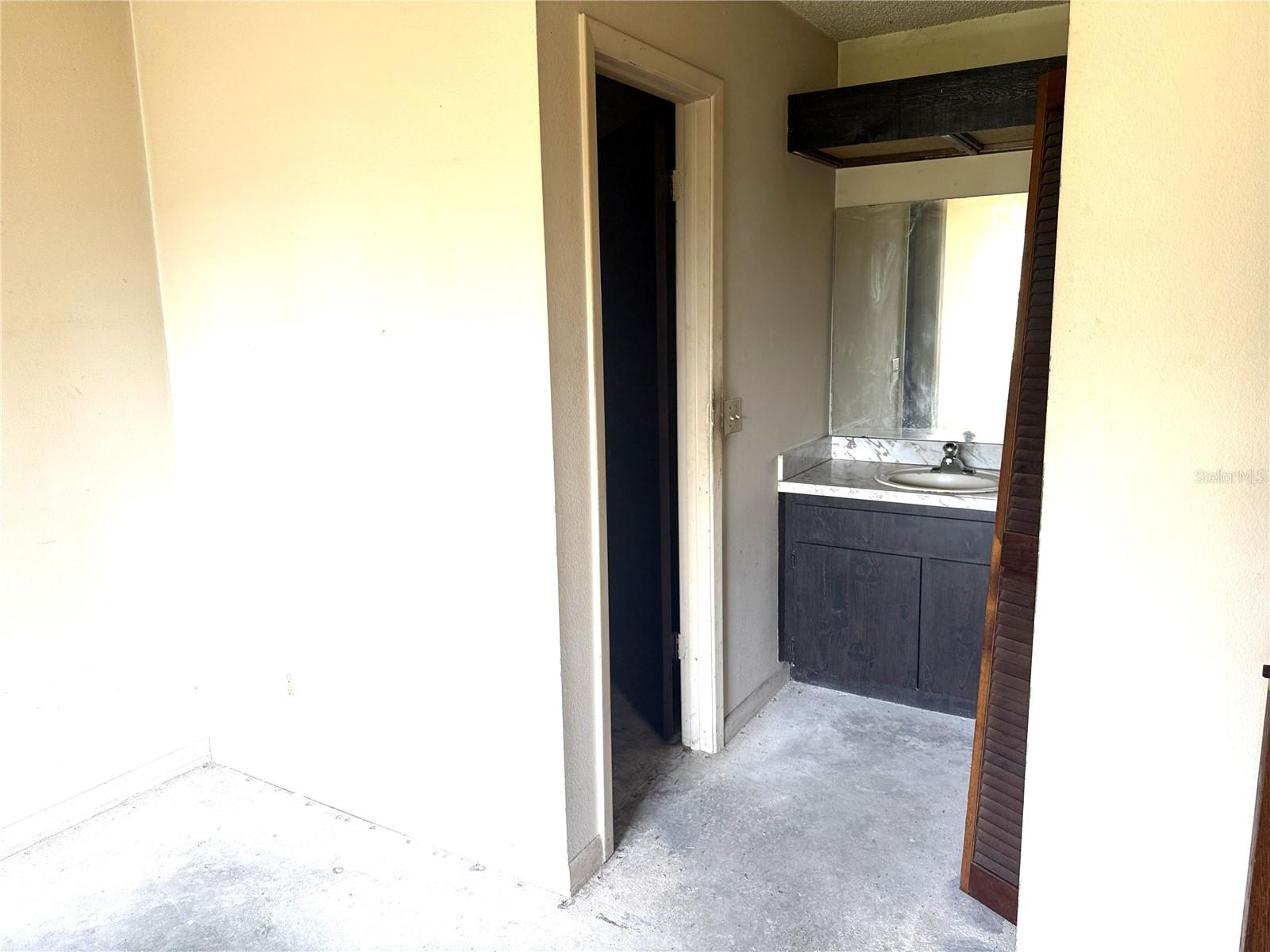 Image 15 of 29 For 9722 Kenton Road