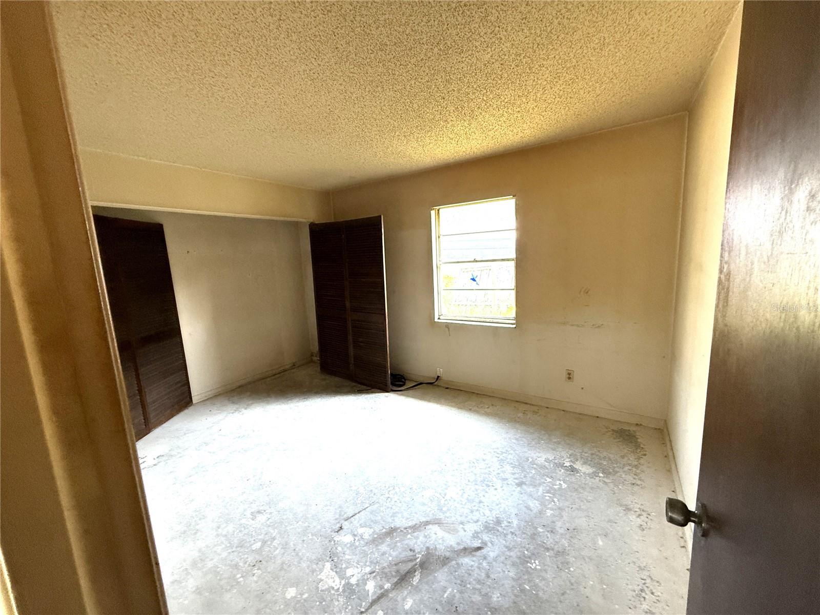 Image 16 of 29 For 9722 Kenton Road
