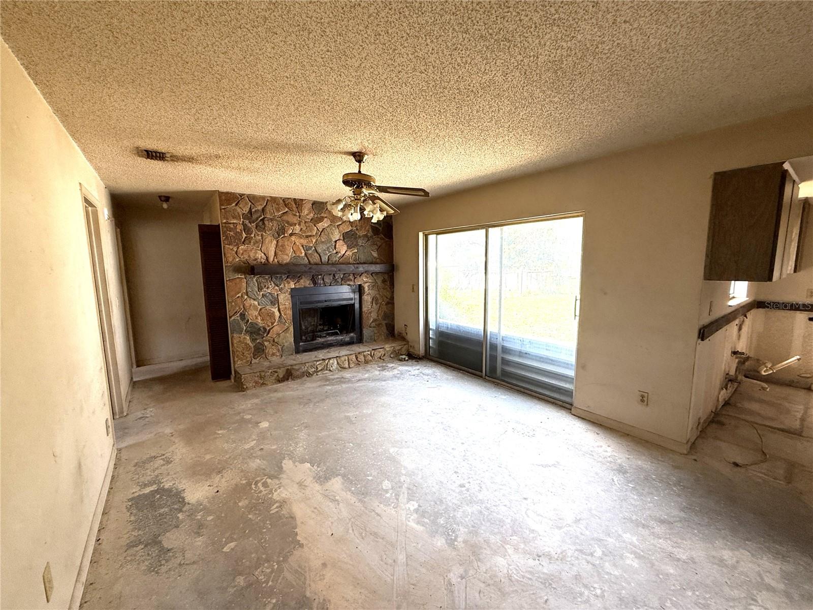 Image 19 of 29 For 9722 Kenton Road