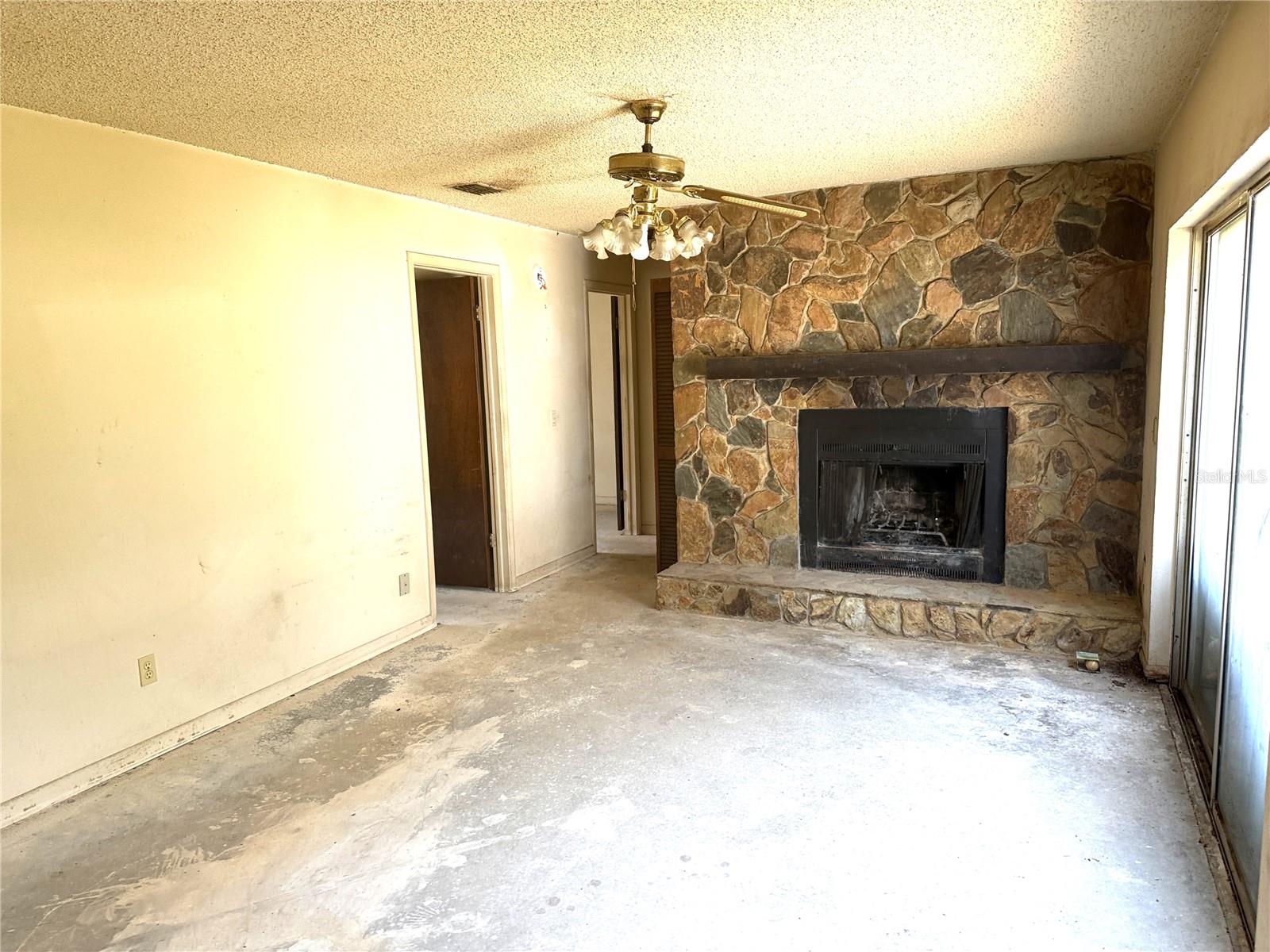 Image 20 of 29 For 9722 Kenton Road