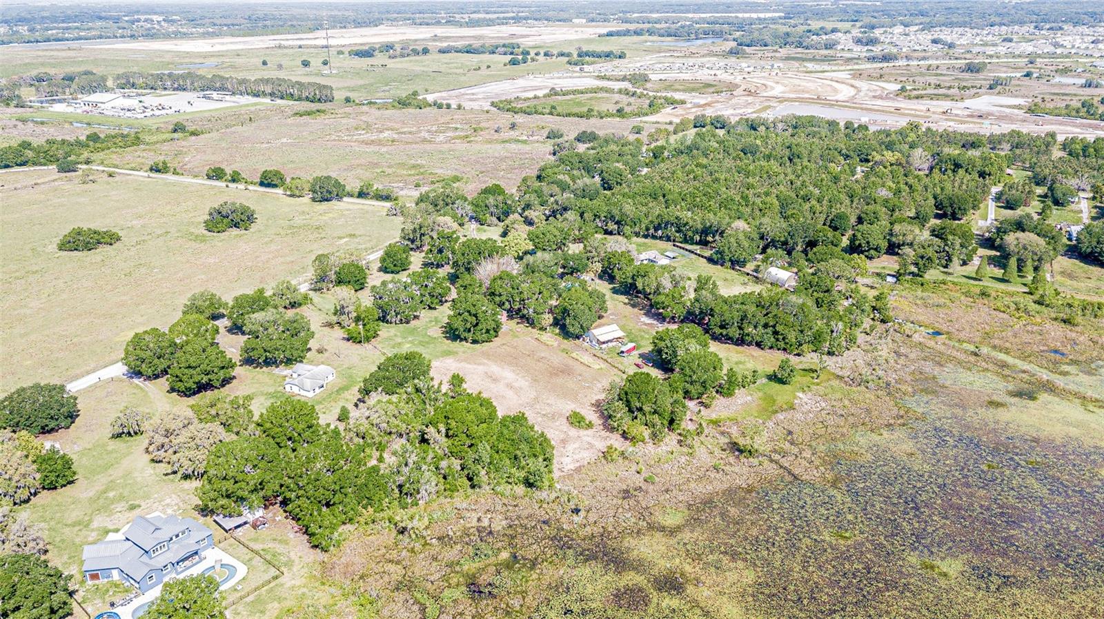 Image 4 of 29 For 9722 Kenton Road