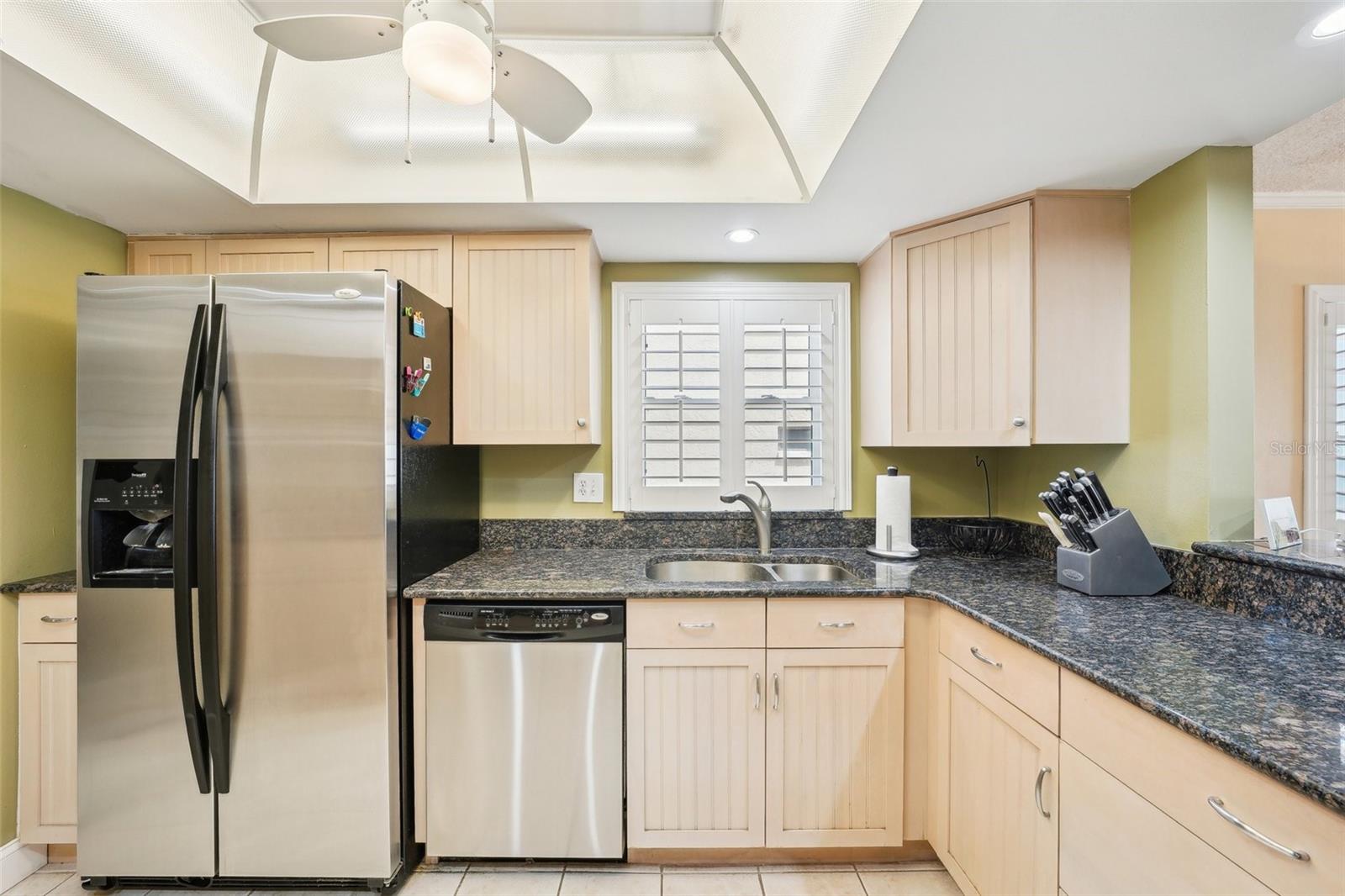 Image 15 of 56 For 14300 Gulf Boulevard 401