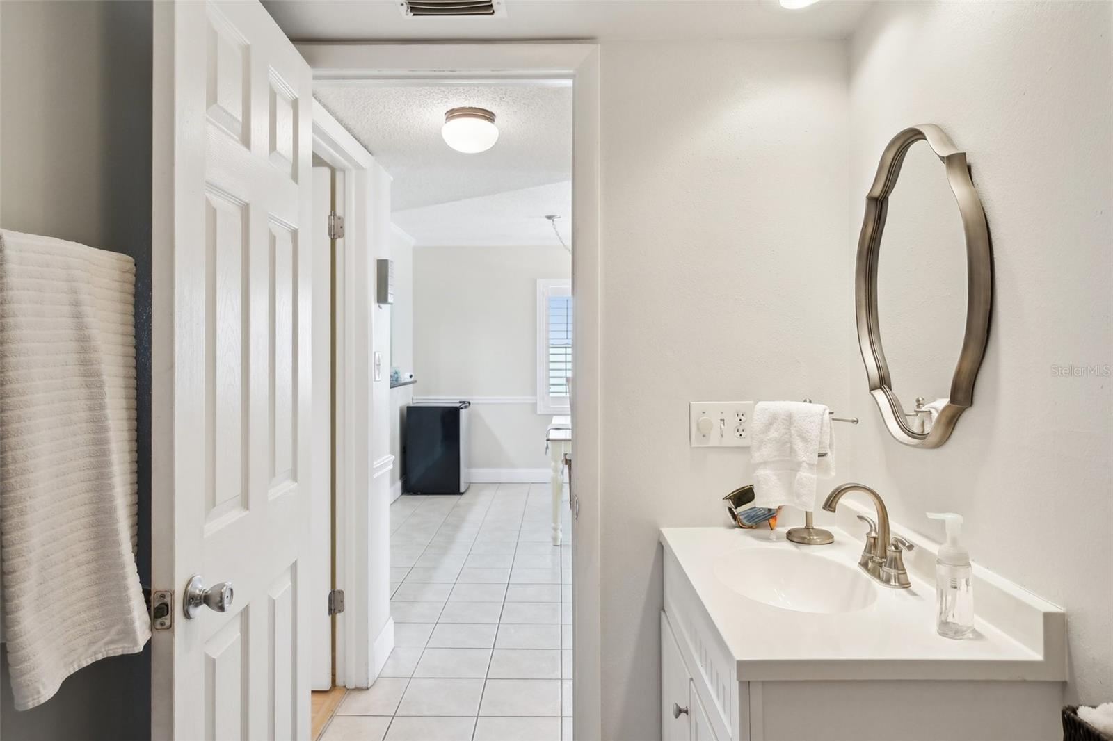 Image 31 of 56 For 14300 Gulf Boulevard 401