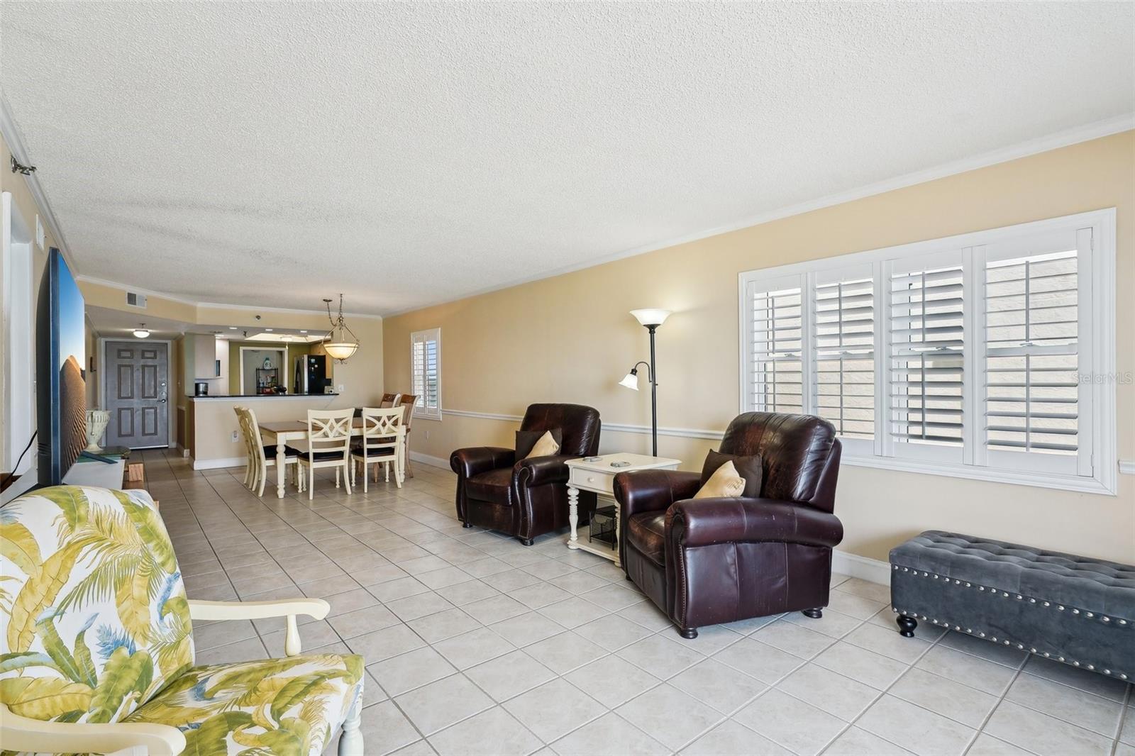Image 40 of 56 For 14300 Gulf Boulevard 401