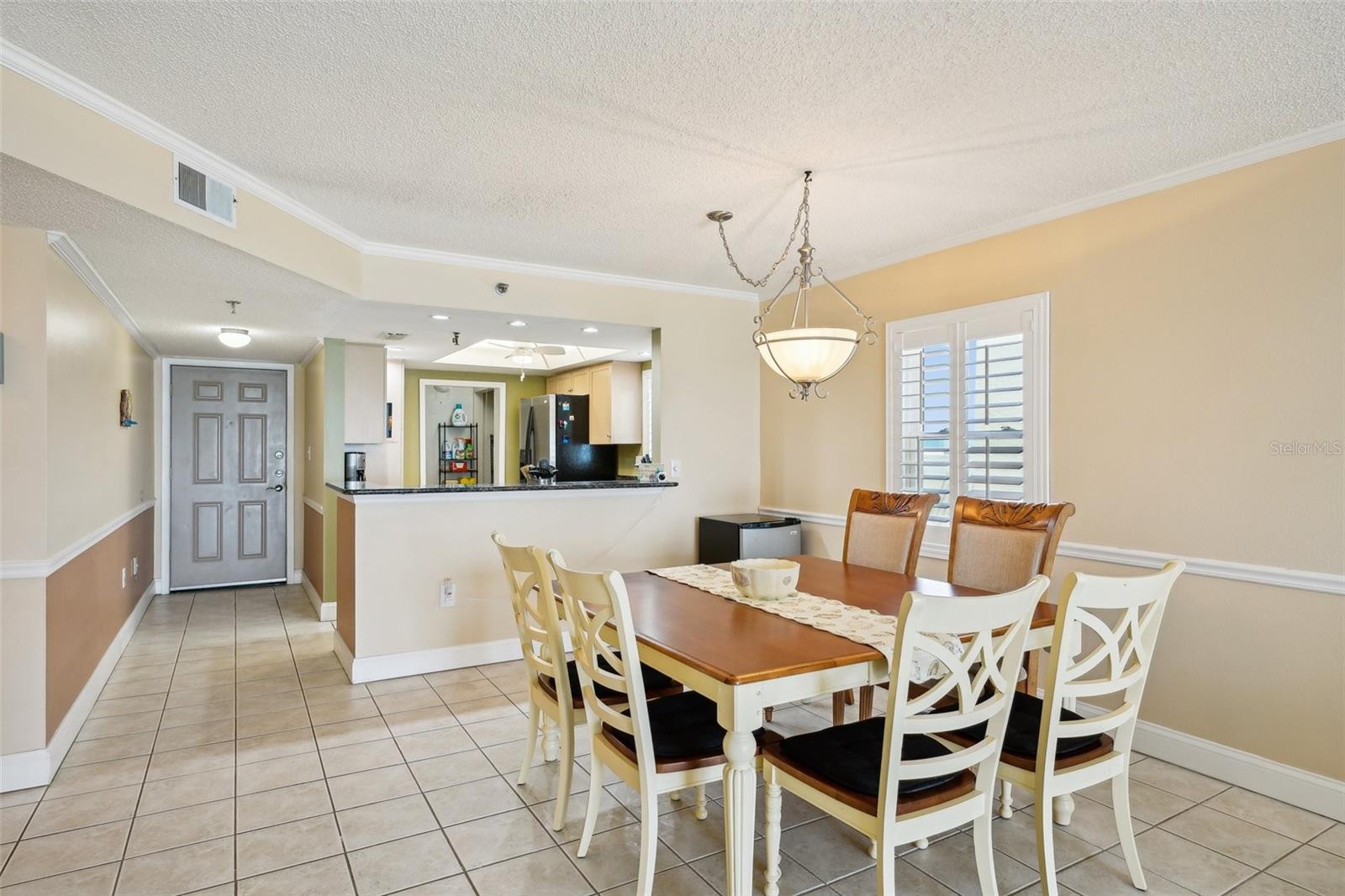Image 42 of 56 For 14300 Gulf Boulevard 401