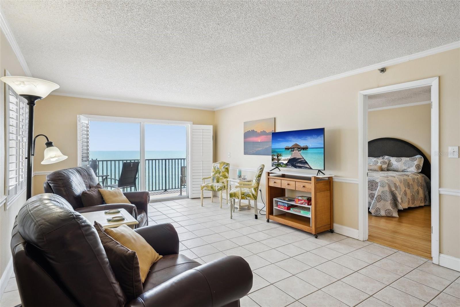 Image 9 of 56 For 14300 Gulf Boulevard 401
