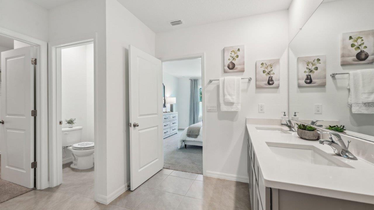 Image 16 of 18 For 7732 Wheat Stone Drive