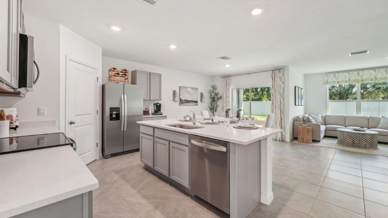 Image 3 of 18 For 7732 Wheat Stone Drive