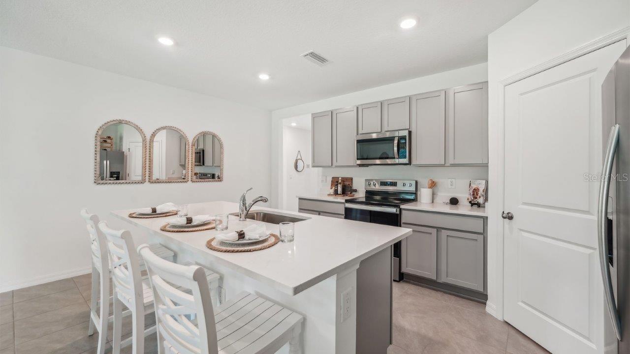 Image 6 of 18 For 7732 Wheat Stone Drive