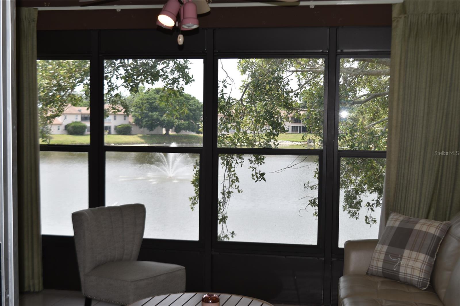 Image 3 of 24 For 3861 Sailmaker Lane 3861