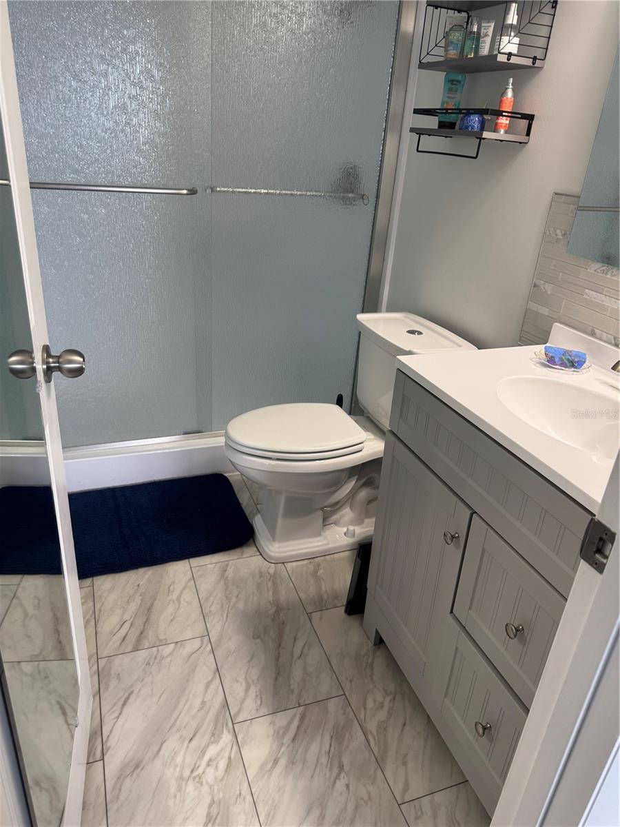Image 11 of 16 For 15462 Gulf Boulevard 406
