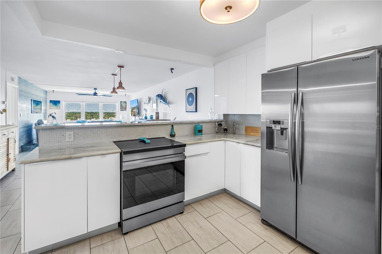 Image 12 of 32 For 1120 Shore Drive Ne 804