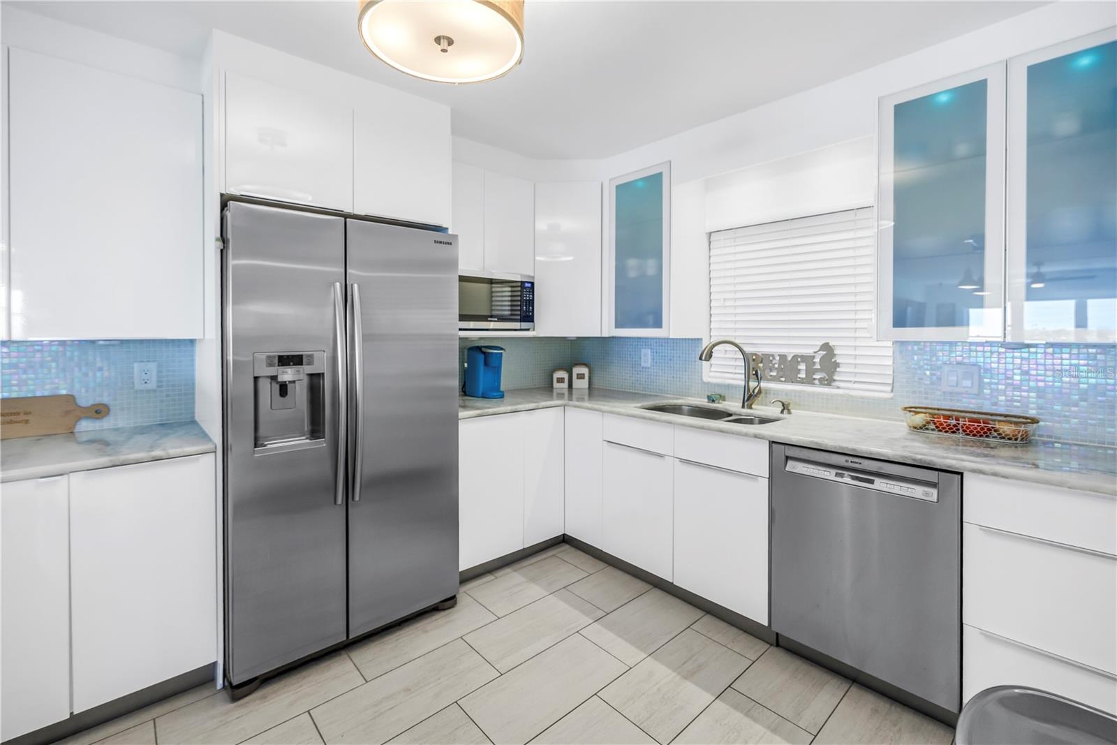 Image 14 of 32 For 1120 Shore Drive Ne 804