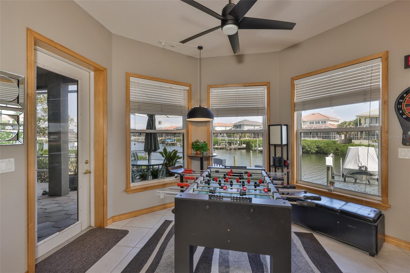 Image 22 of 69 For 915 Symphony Isles Boulevard