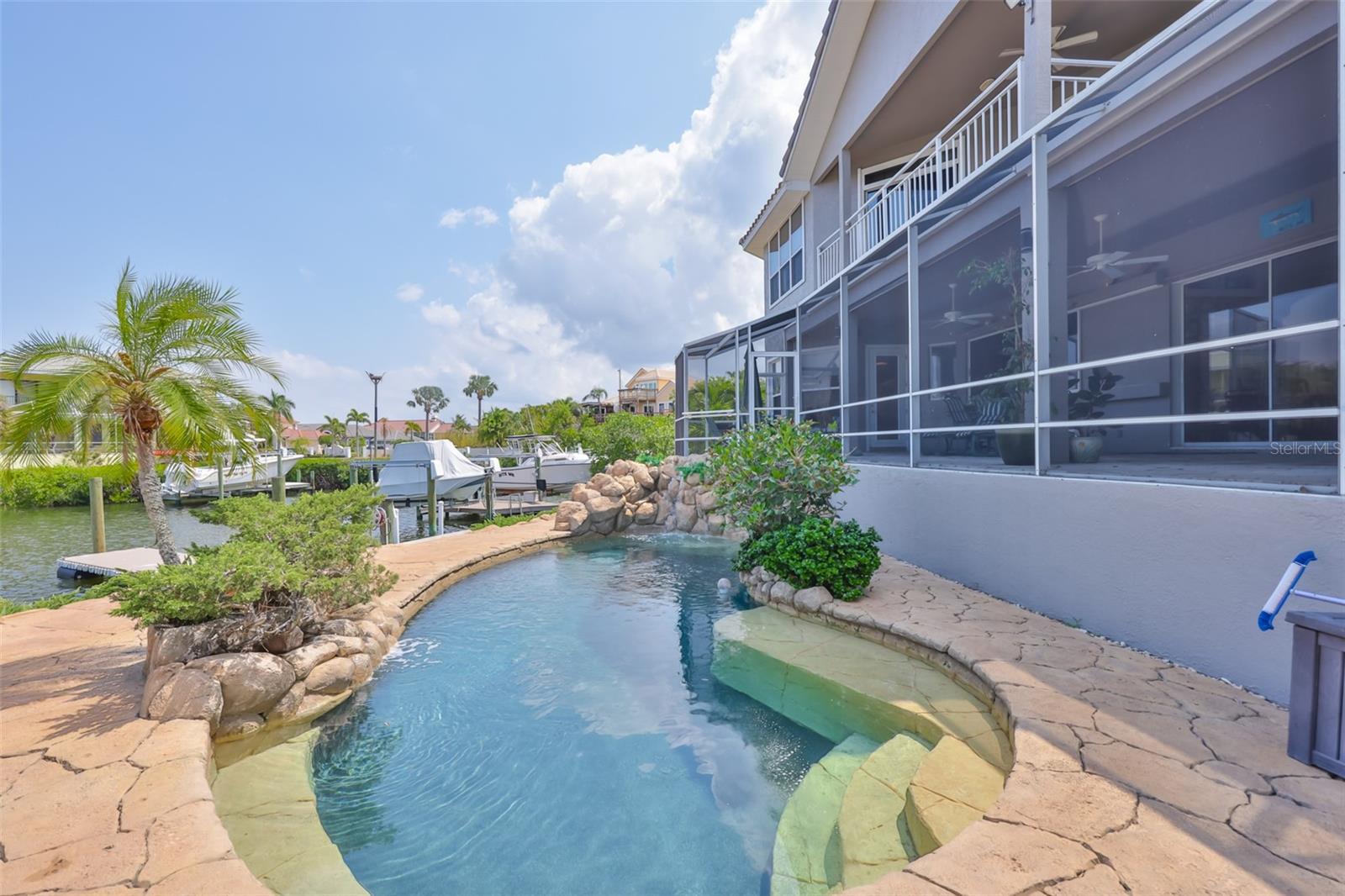Image 46 of 69 For 915 Symphony Isles Boulevard