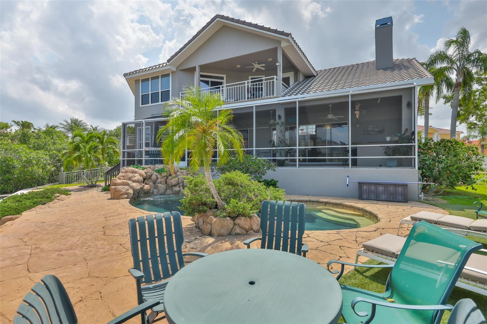 Image 47 of 69 For 915 Symphony Isles Boulevard