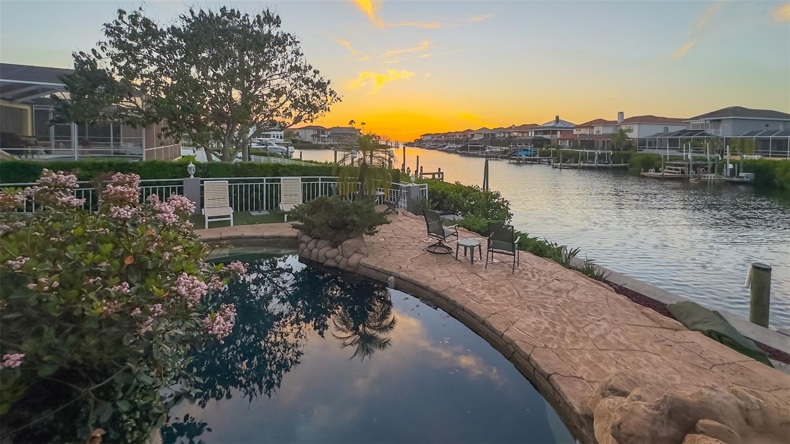Image 5 of 69 For 915 Symphony Isles Boulevard