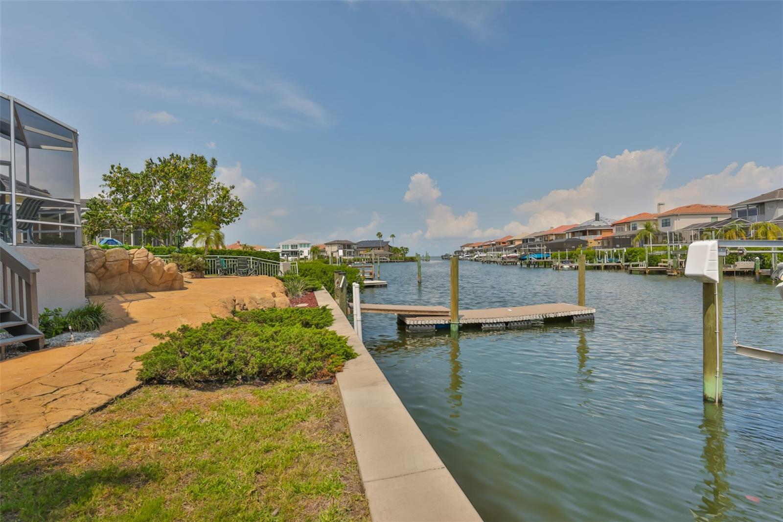 Image 50 of 69 For 915 Symphony Isles Boulevard