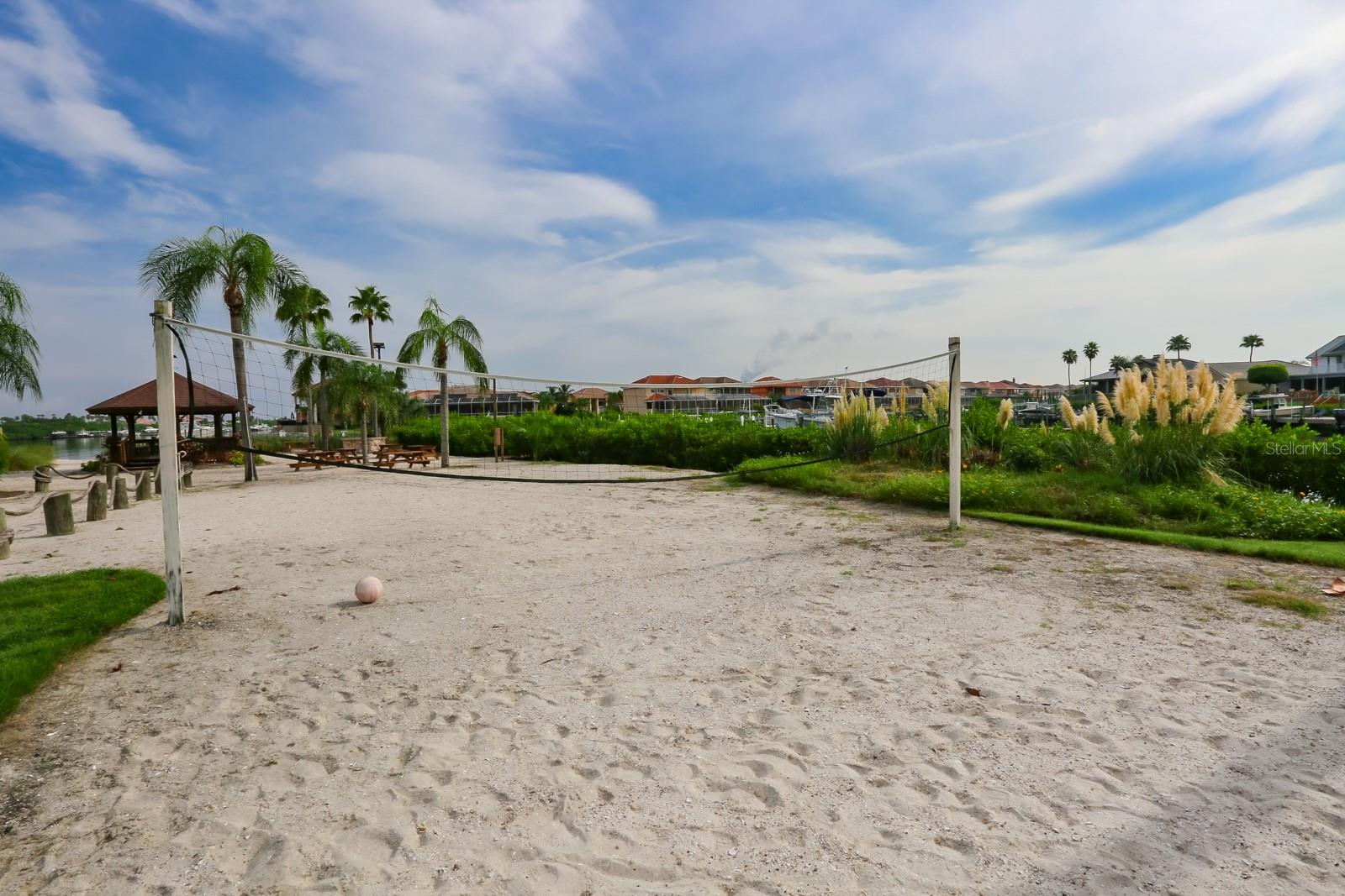 Image 66 of 69 For 915 Symphony Isles Boulevard