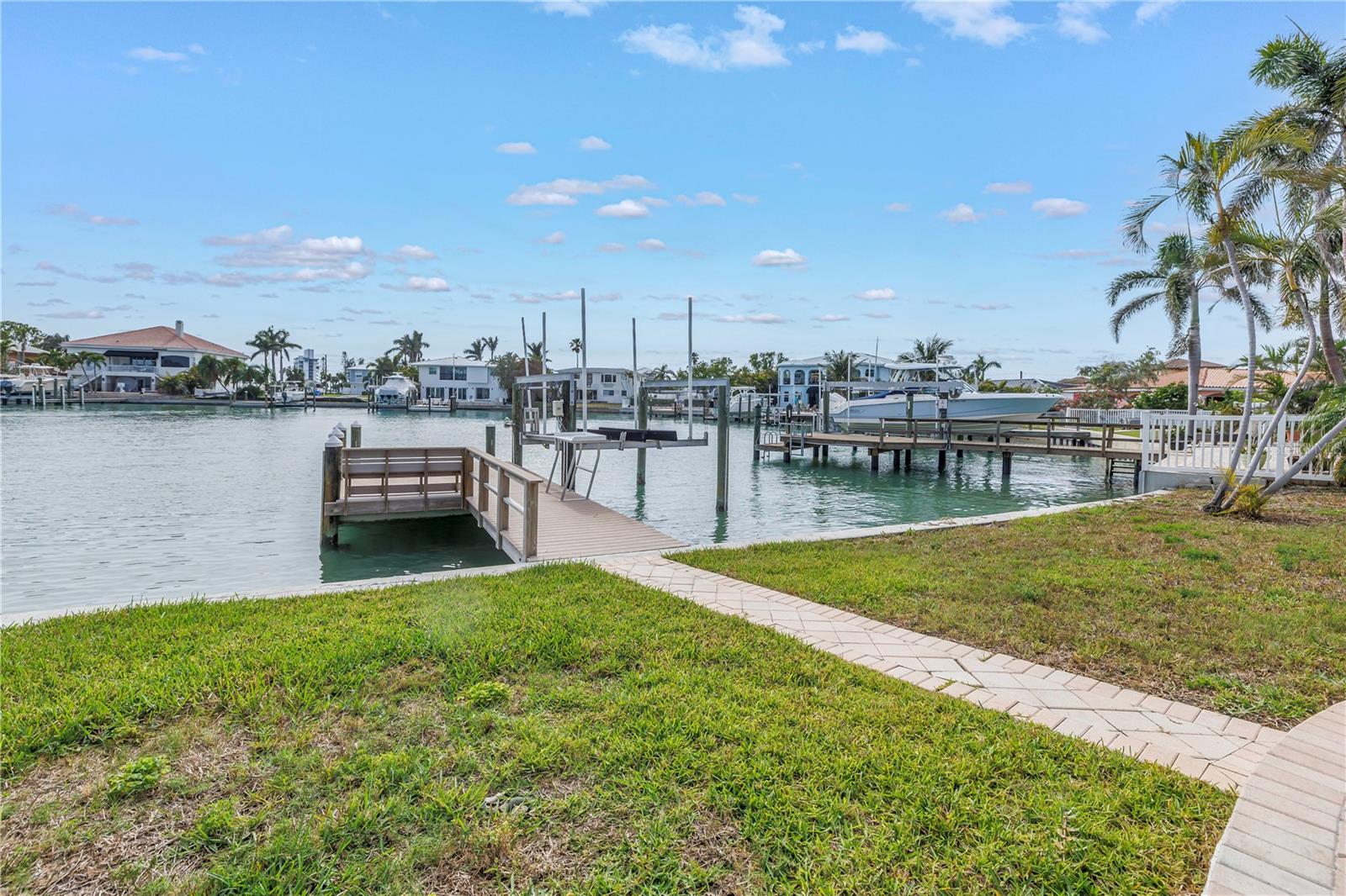 Image 37 of 80 For 10128 Yacht Club Drive