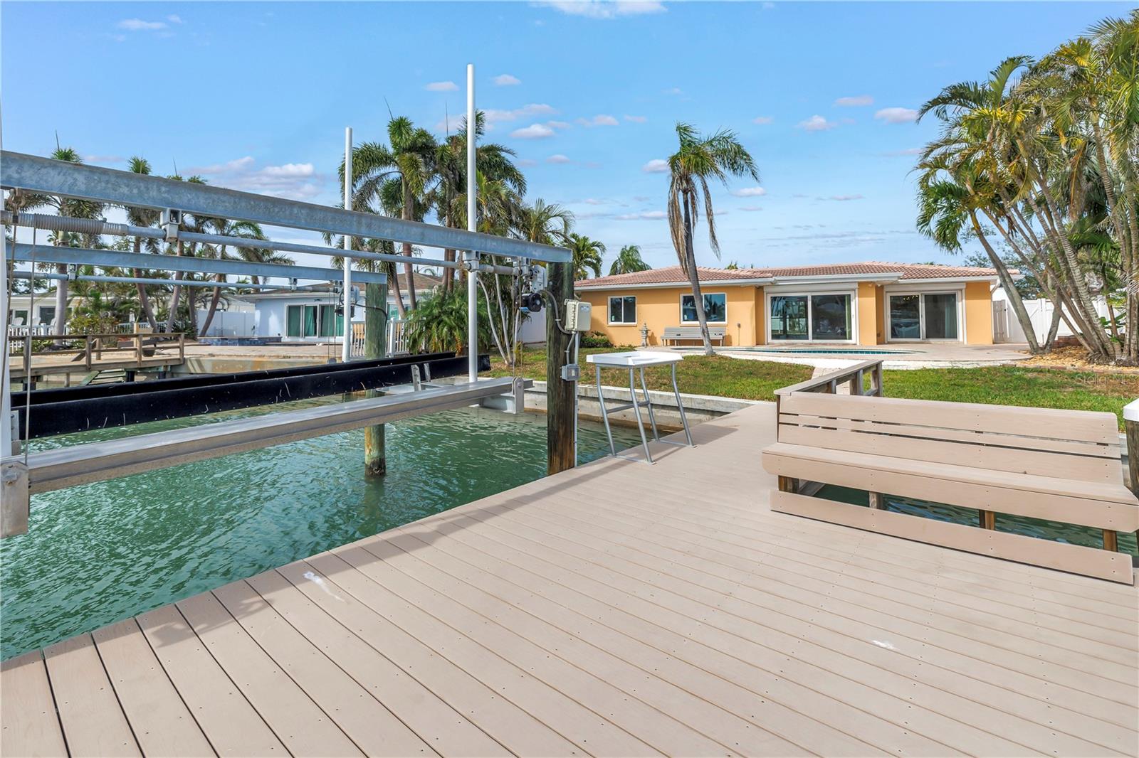 Image 43 of 80 For 10128 Yacht Club Drive