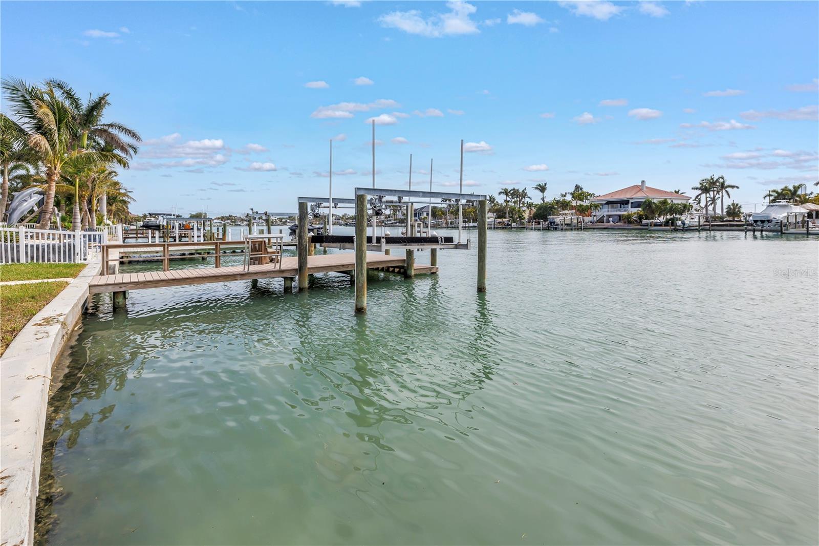 Image 47 of 80 For 10128 Yacht Club Drive