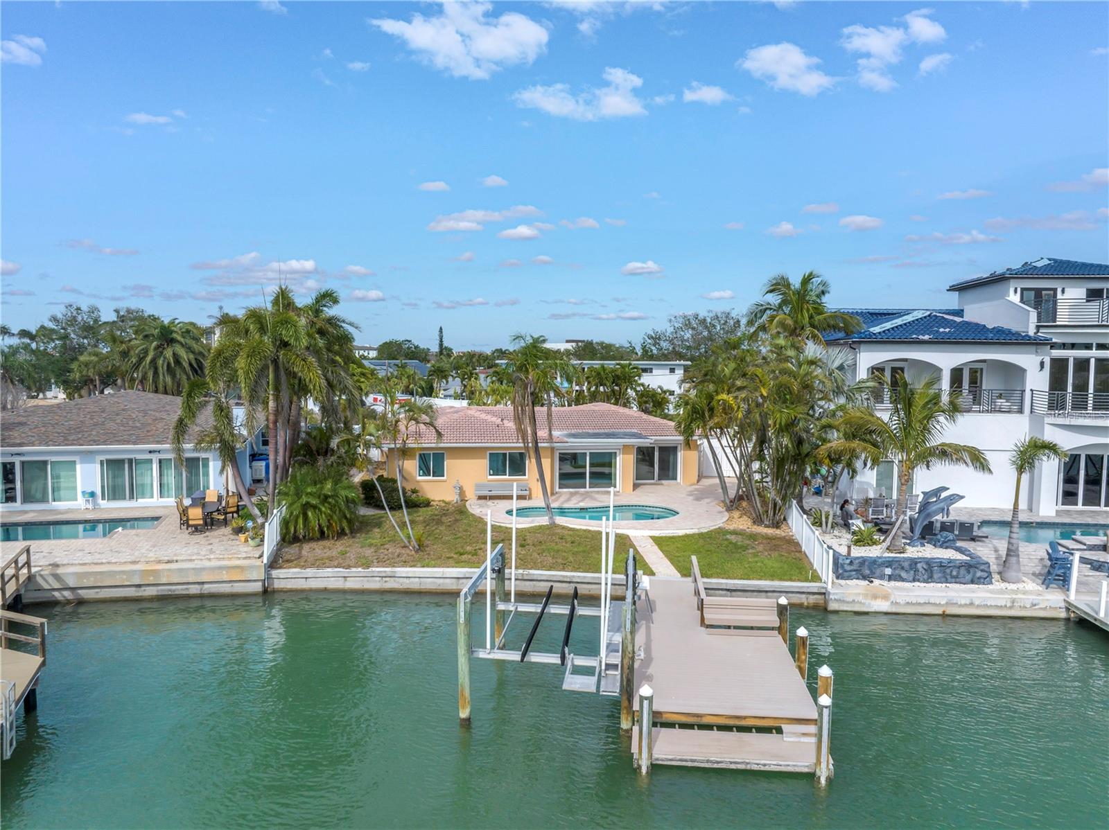 Image 64 of 80 For 10128 Yacht Club Drive
