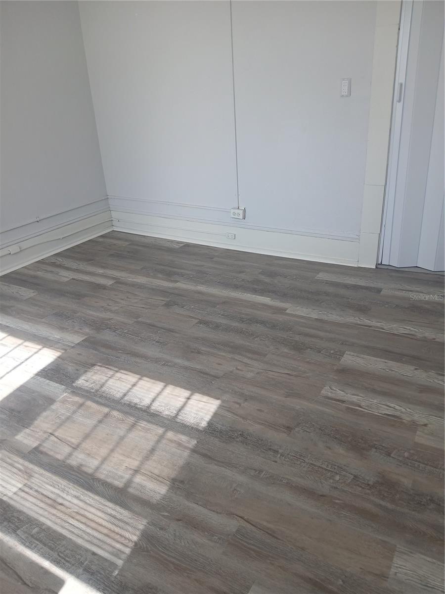 Image 14 of 25 For 730 4th Avenue N 2a