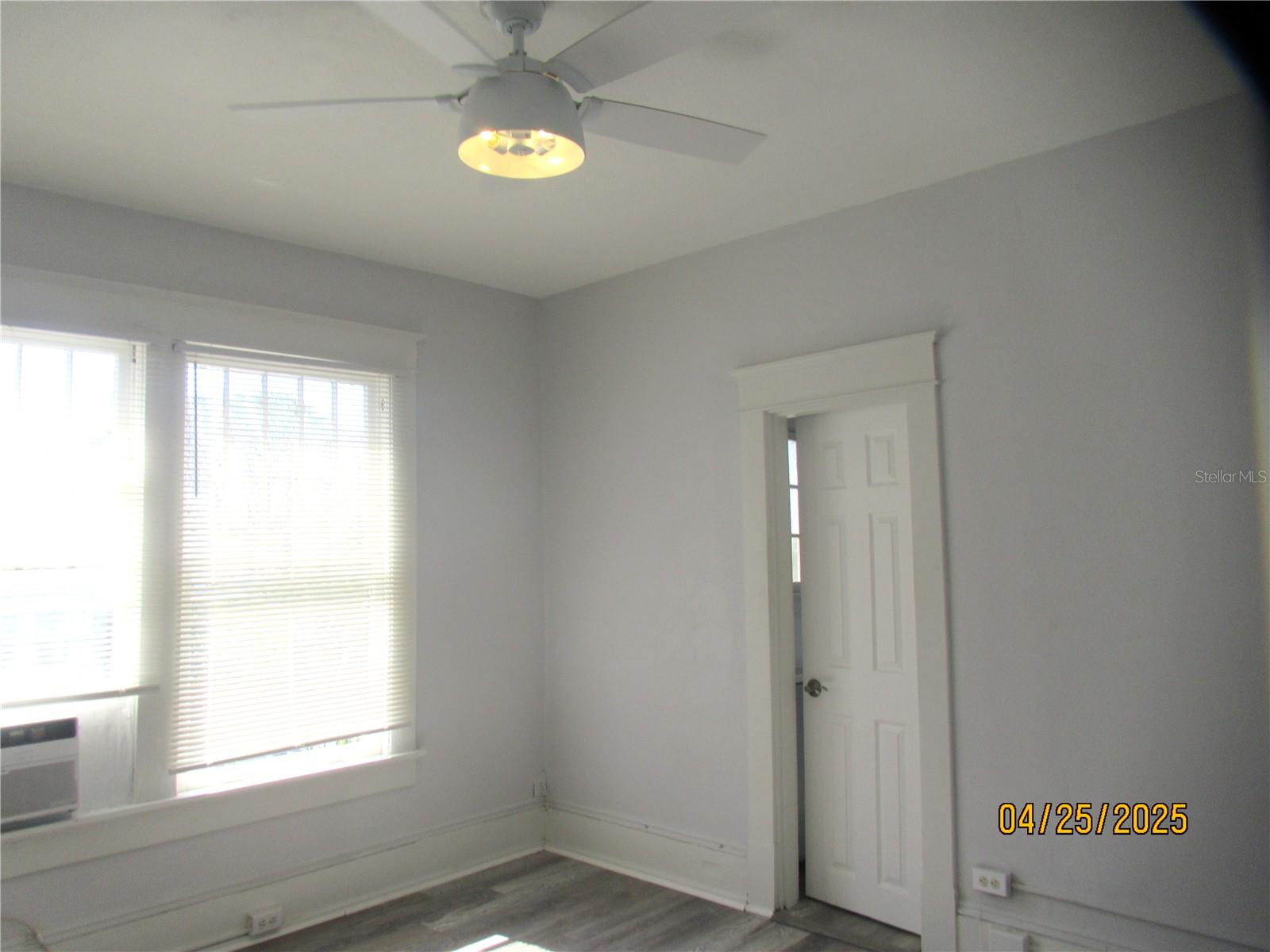 Image 19 of 25 For 730 4th Avenue N 2a