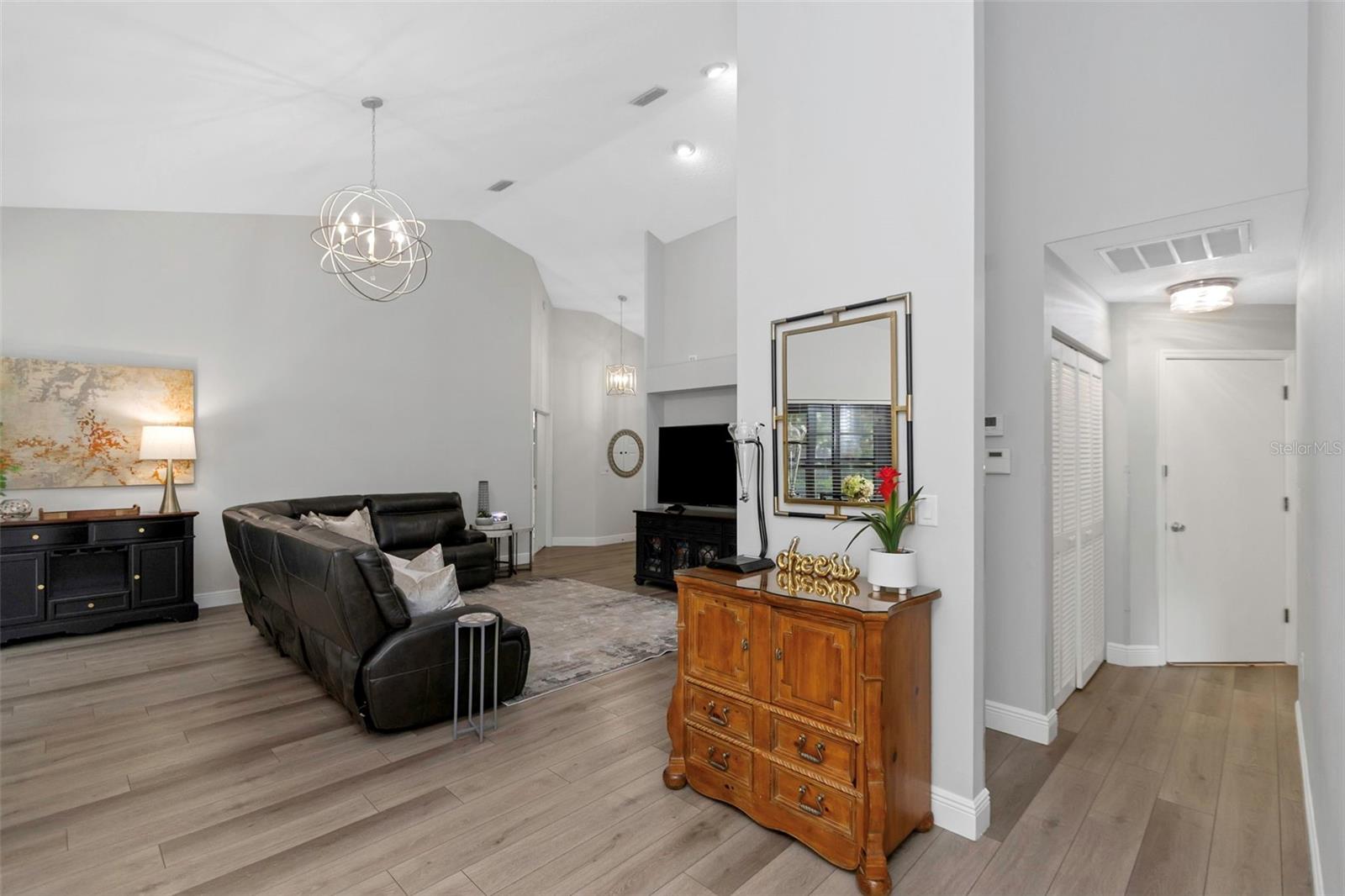 Image 3 of 29 For 200 Pinewinds Boulevard