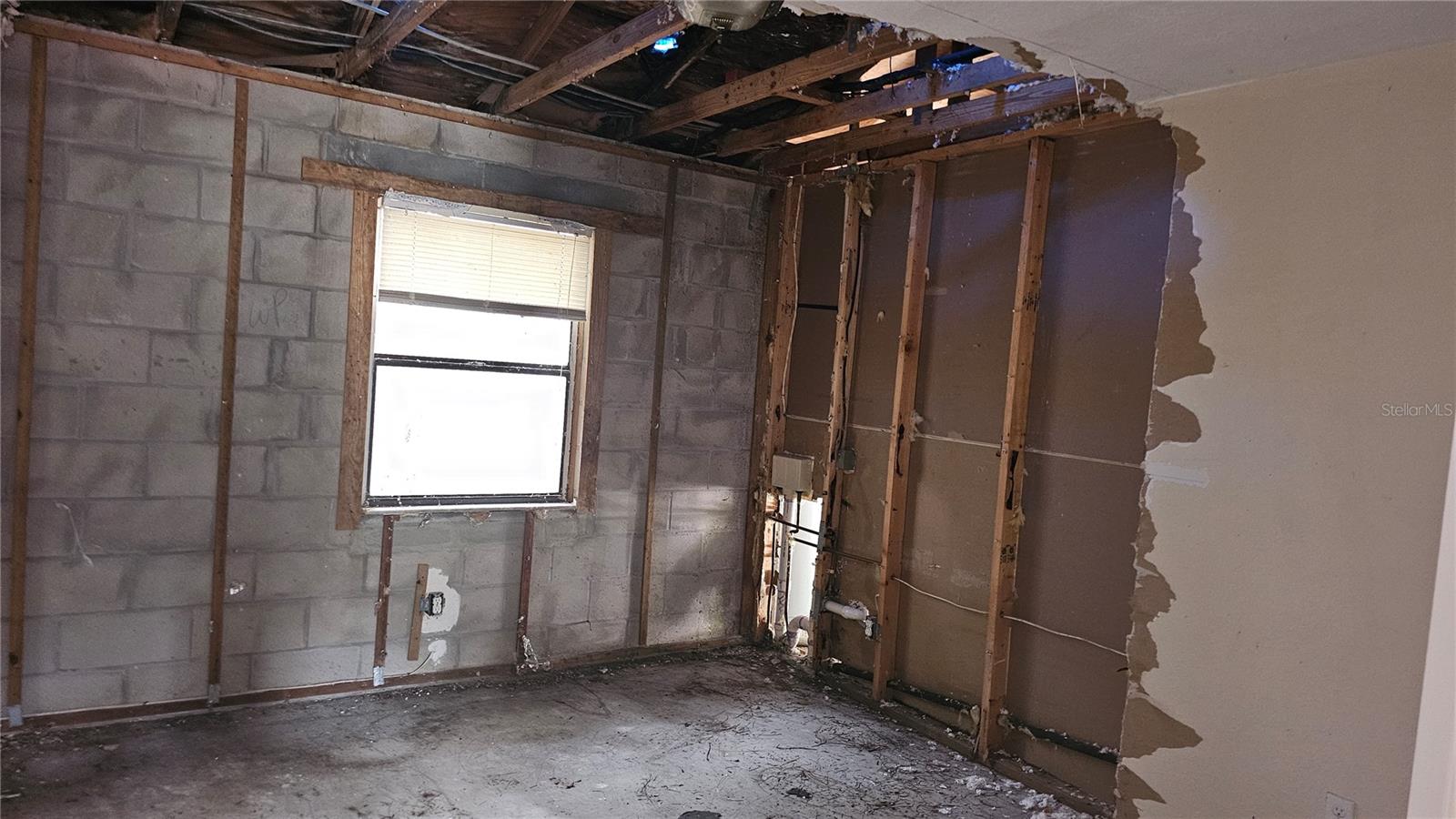 Image 22 of 64 For 7896 42nd Avenue N