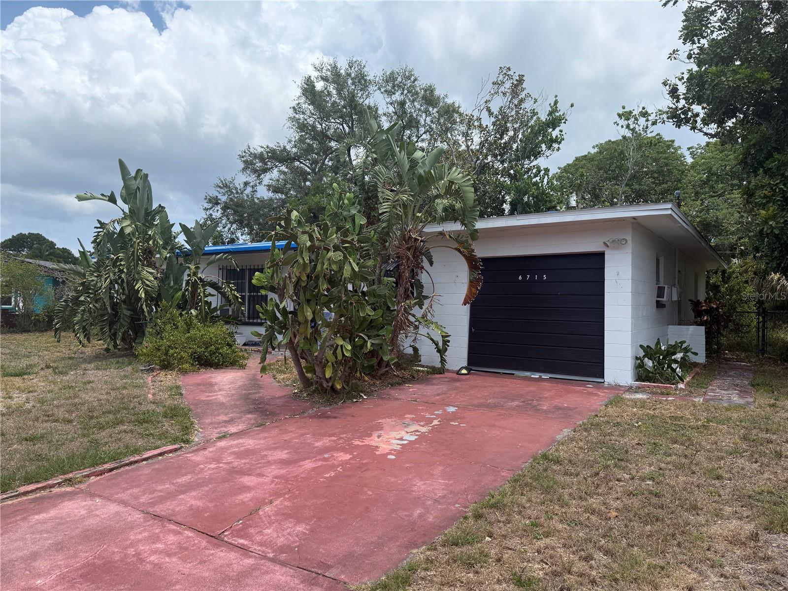 Image 5 of 26 For 6715 16th Street N