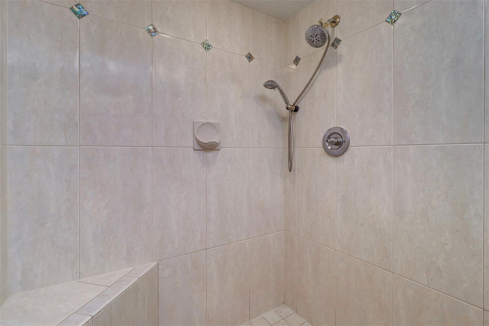 Image 24 of 46 For 2504 Gulf Boulevard 201