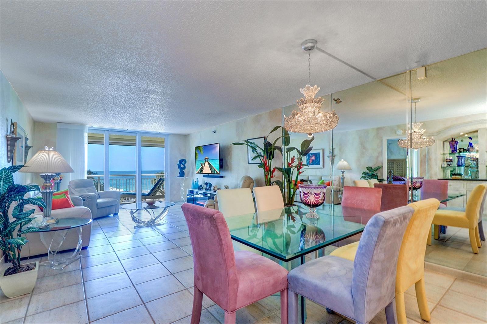 Image 3 of 46 For 2504 Gulf Boulevard 201