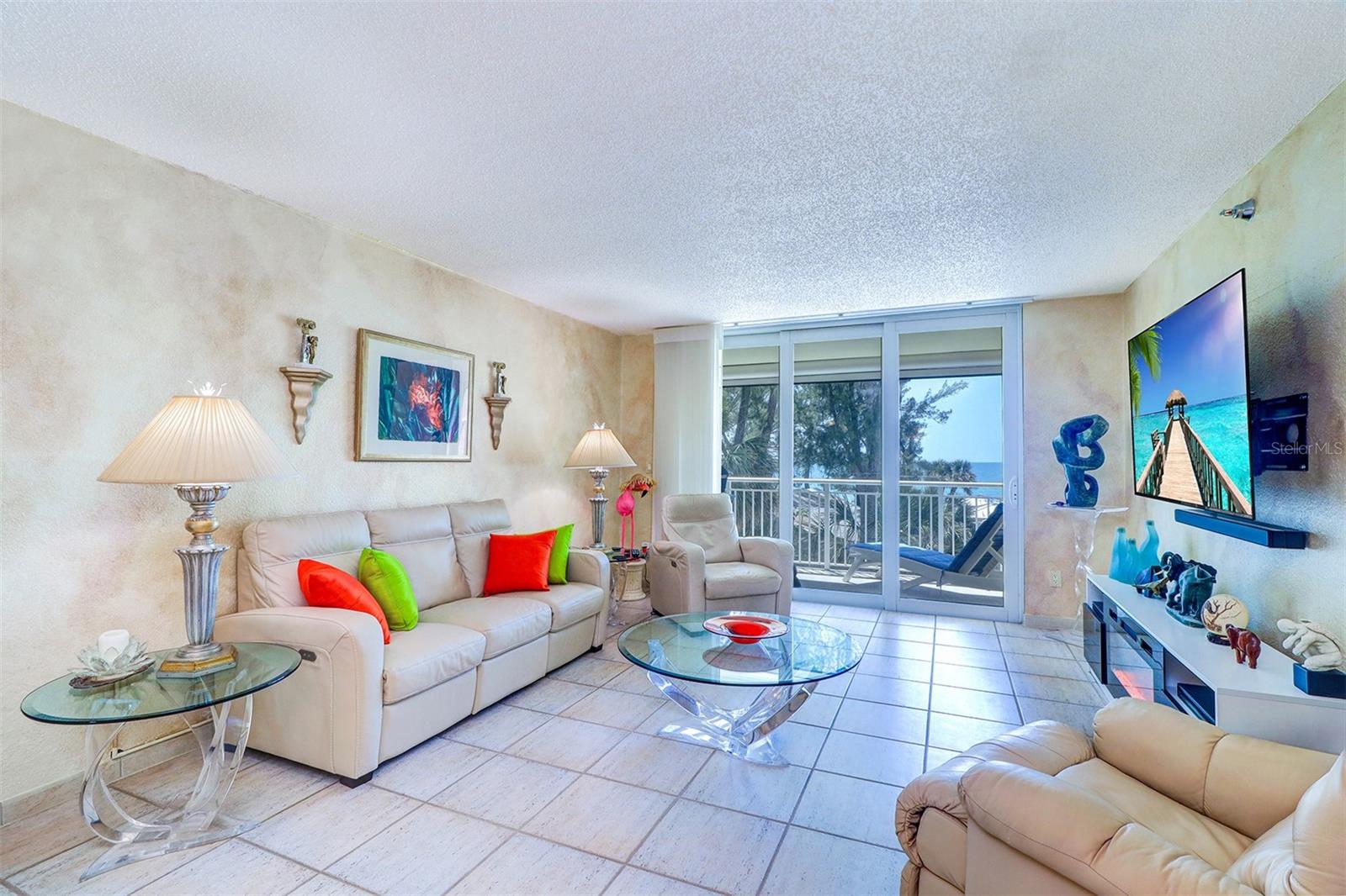 Image 5 of 46 For 2504 Gulf Boulevard 201