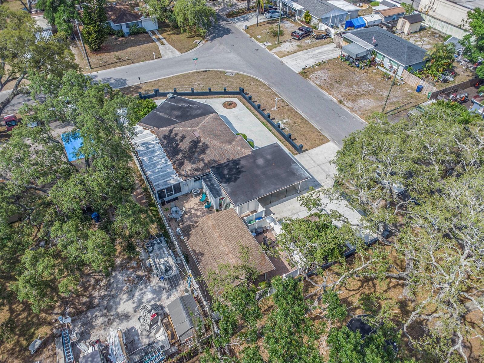 Image 29 of 30 For 202 Azalea Avenue